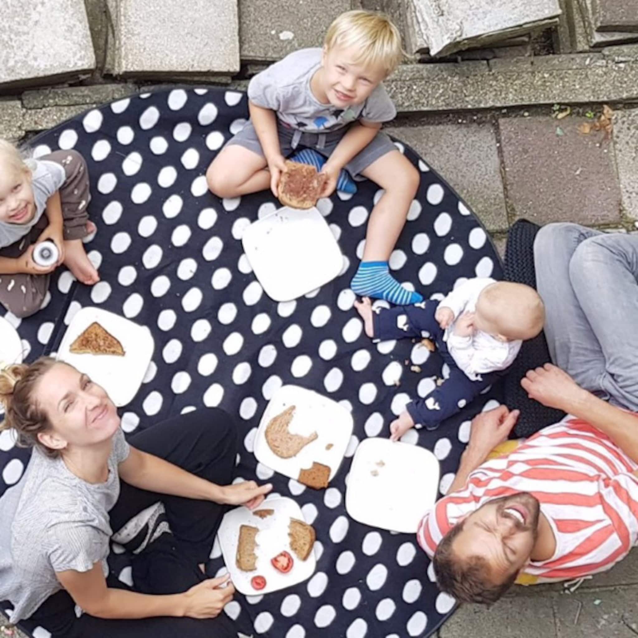 tafelmanieren daan nieber wij bepalen wat we eten de kinderen bepalen hoeveel