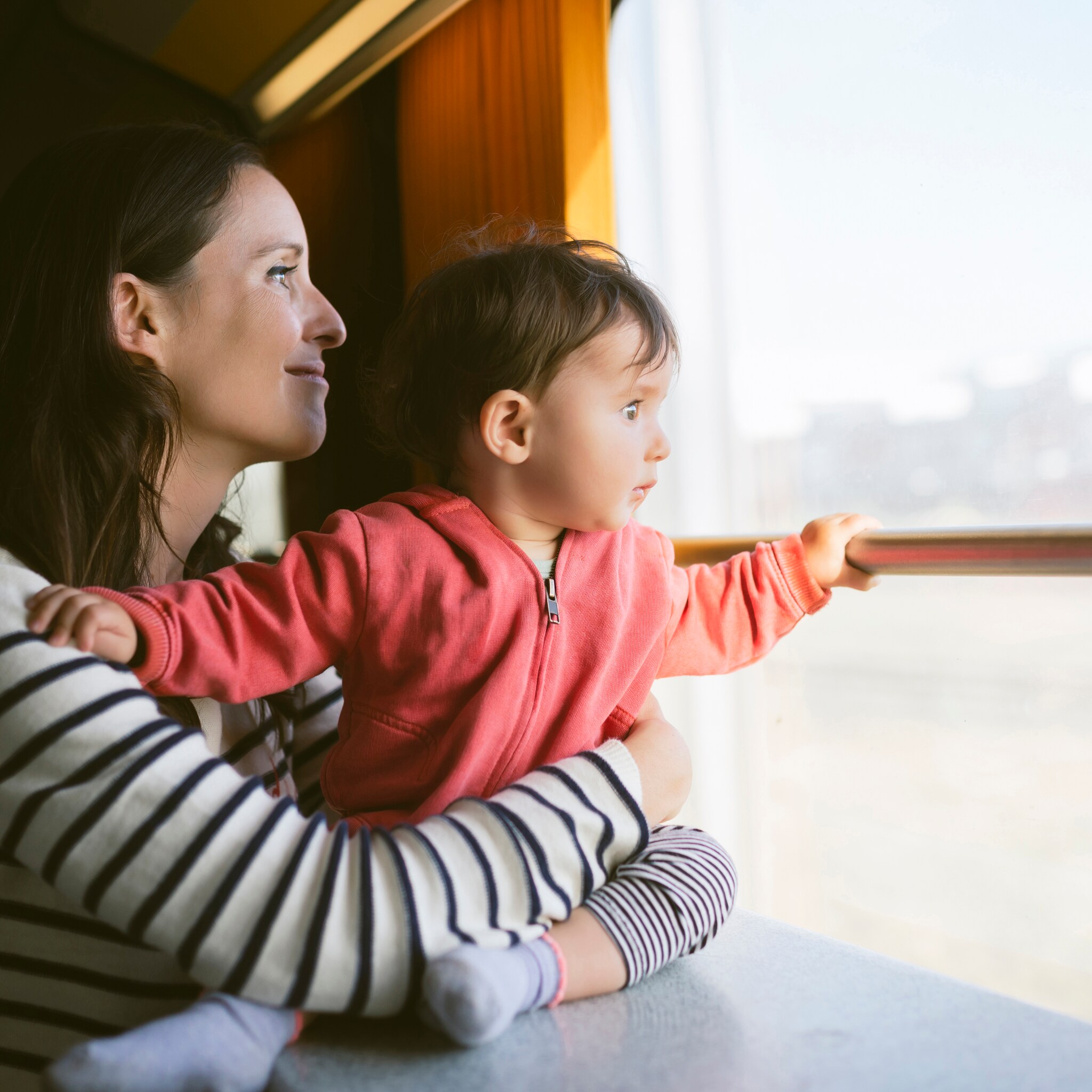 10 tips voor treinreizen met een baby