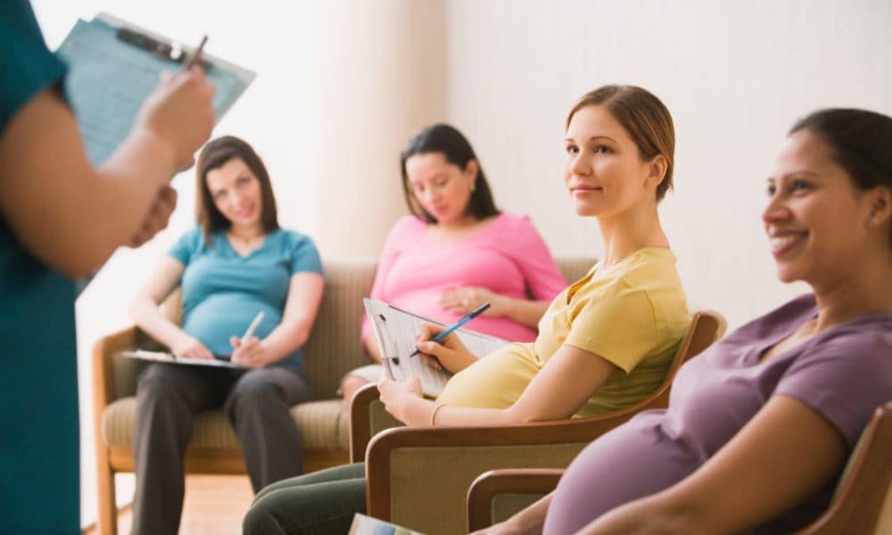 Neeltje probeert centering pregnancy: ‘Is het iets voor mij, zo’n zwangerenkransje?’ Ouders van Nu Redactie