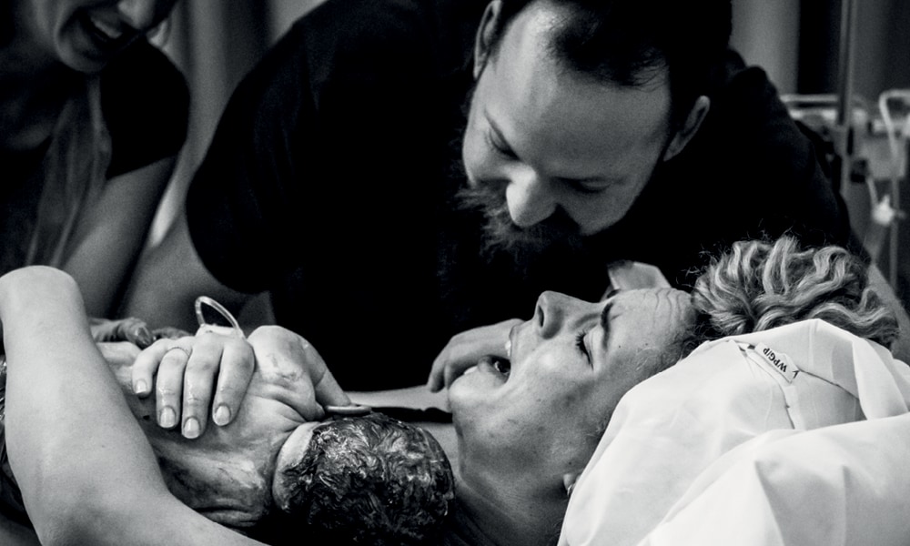 bevalling Mirjam Cremer - Pure Life Geboortefotografie