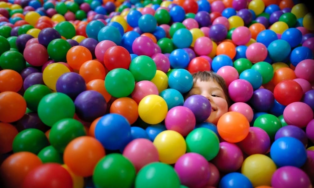 Al die clubjes en tripjes voor je kind: wat is leuk en wanneer is het genoeg? Getty Images