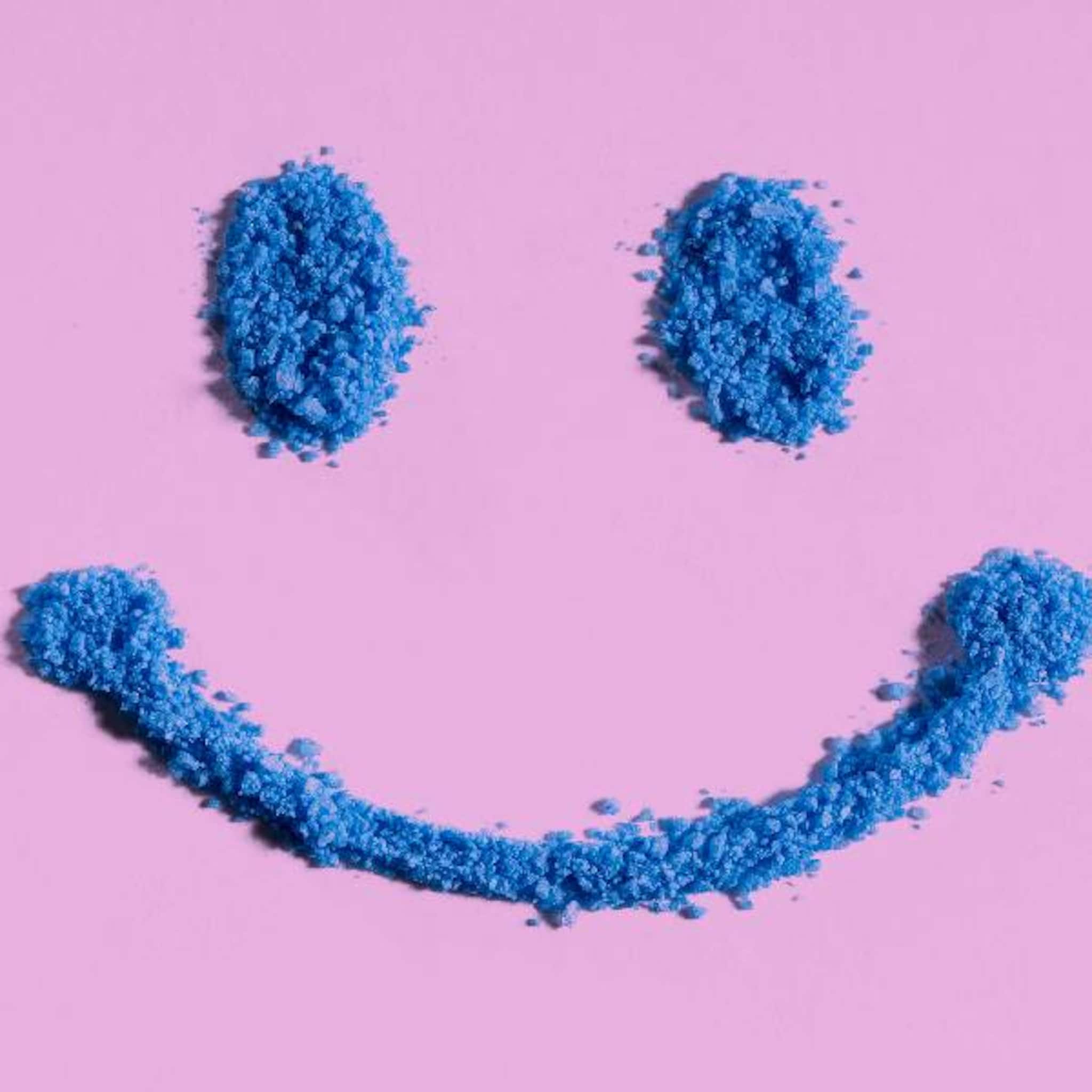 8x trendy smiley van de vrolijkste sweaters tot gave interieuritems
