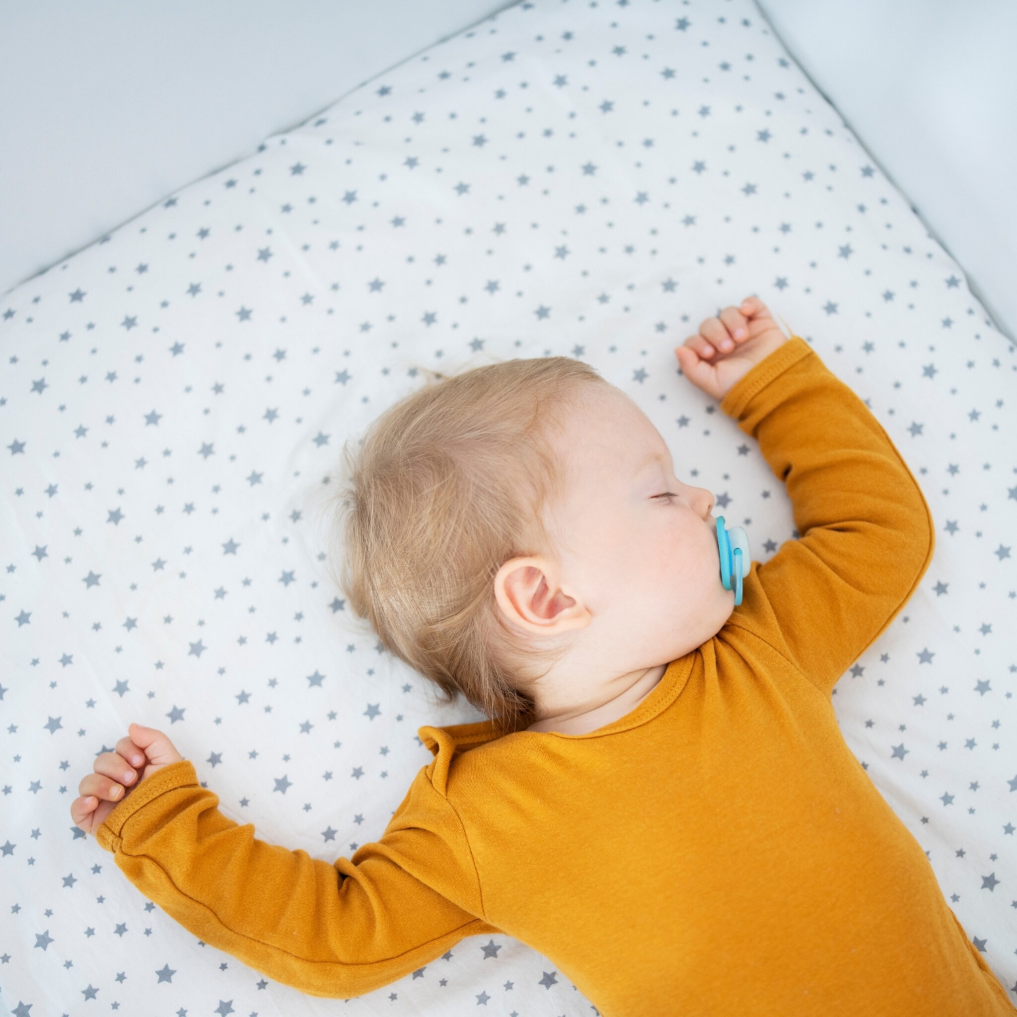 Baby 6 weken oud mijlpalen en ontwikkeling