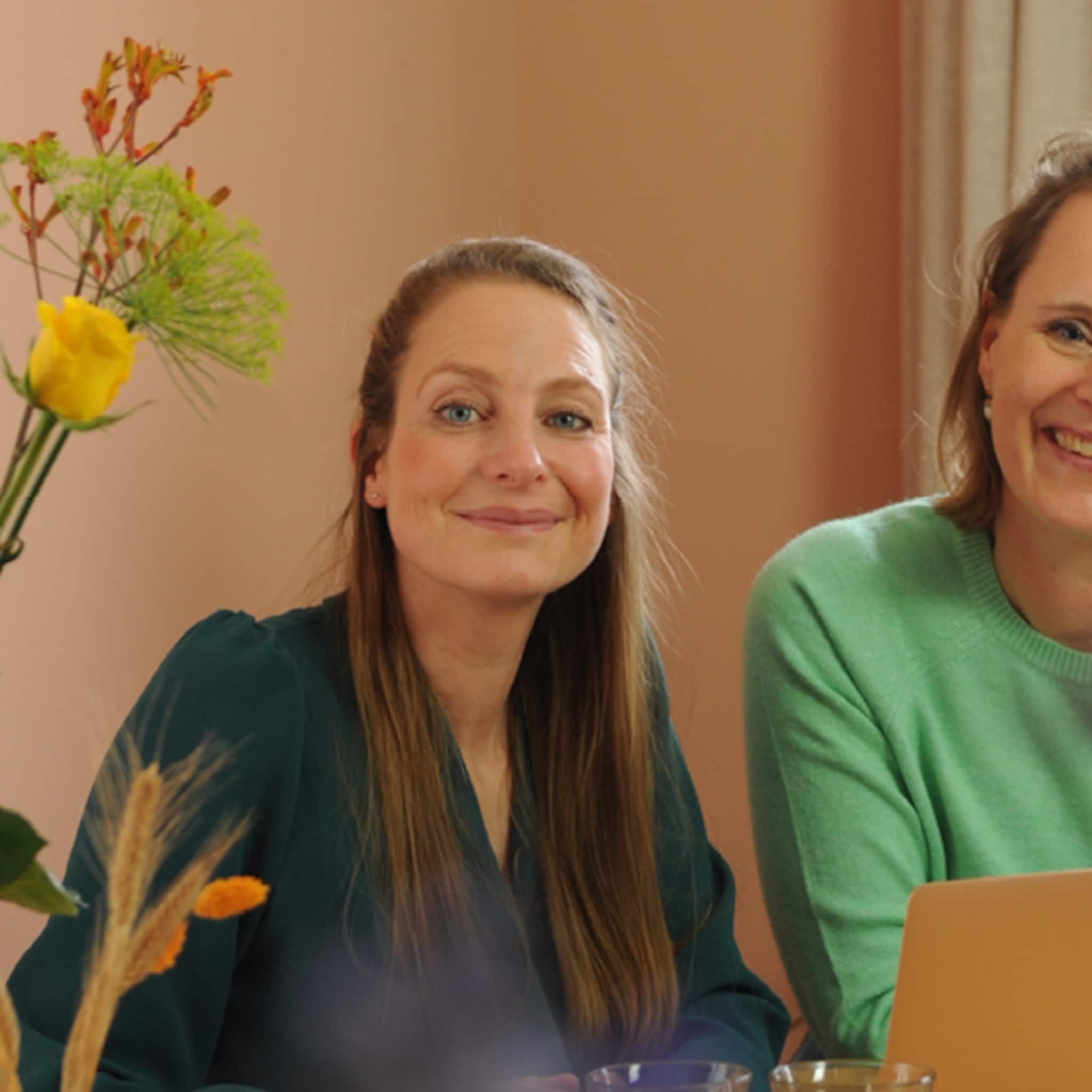 in de spotlight anouk en sanne begonnen een community voor moeders die borstvoeding geven