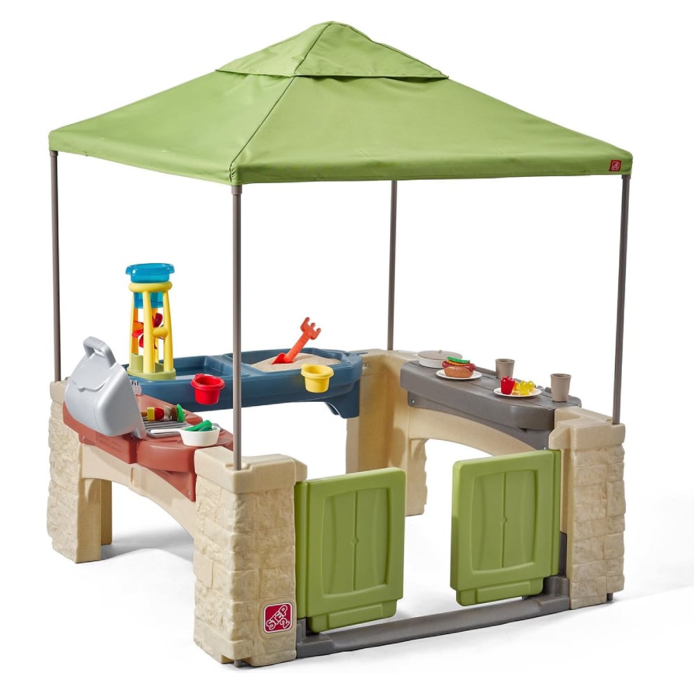 Step2 All Around Playtime Patio Step2