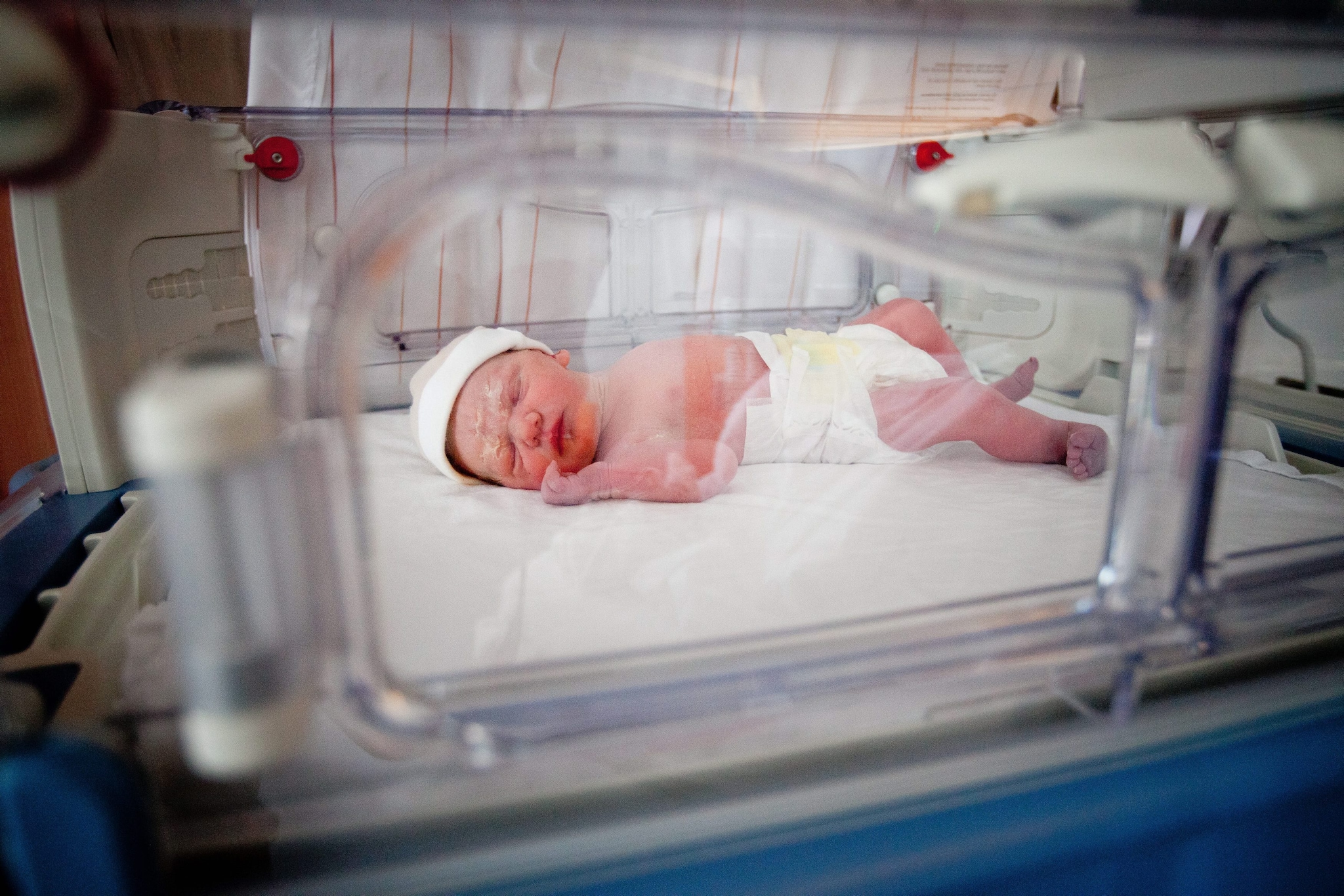 Pasgeboren baby in couveuse. ANP /  ANP