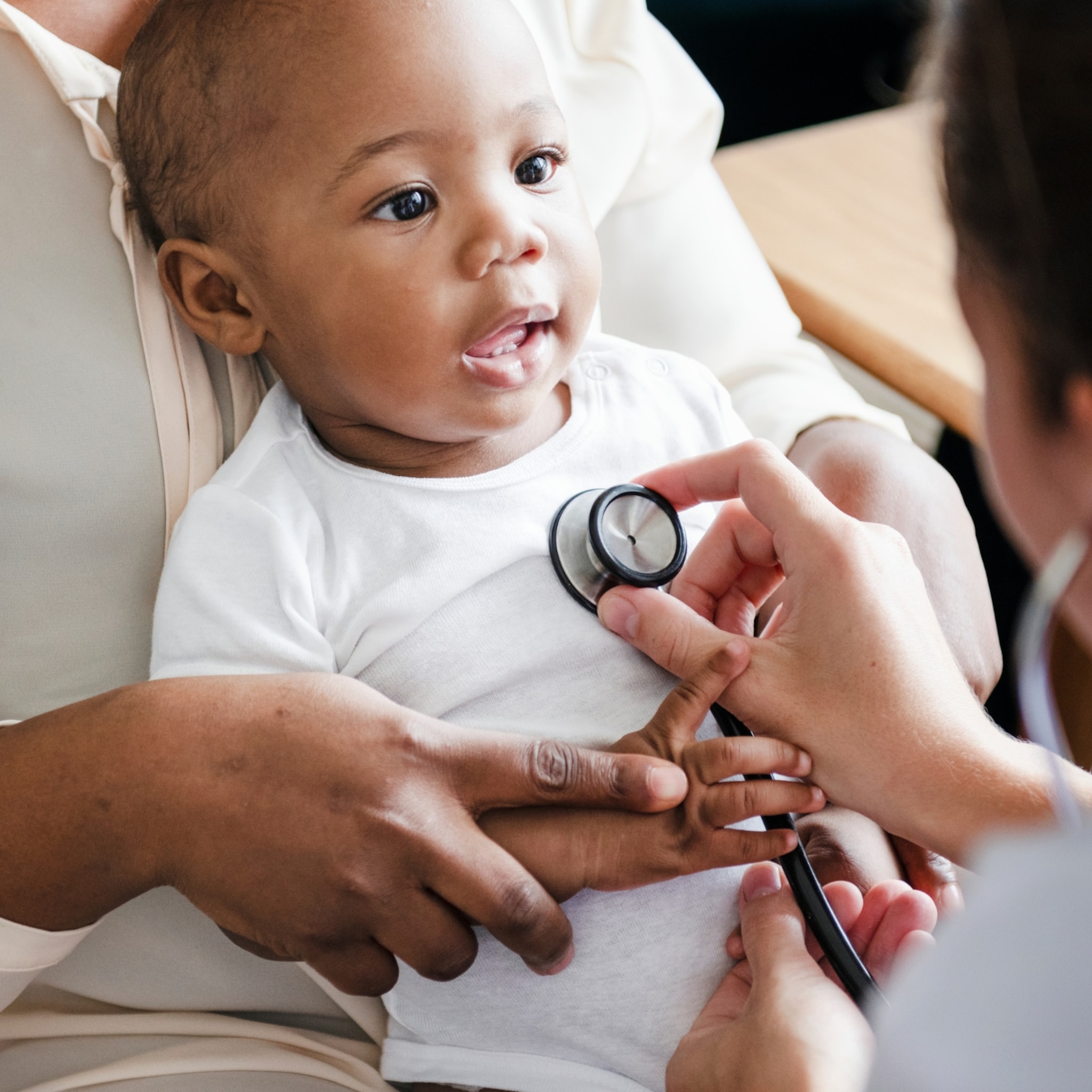 kinderarts-maakt-zich-zorgen-ouders-schieten-door-willen-kinderen-geen-vitamines-meer-geven