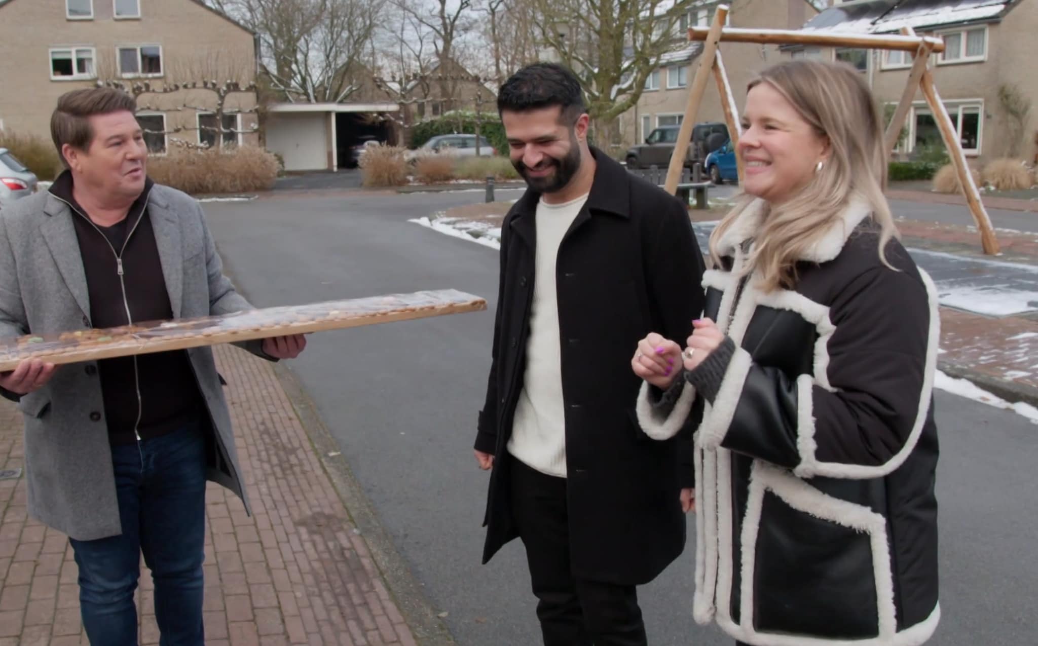 Ferdos en Marlou tijdens de onthulling RTL
