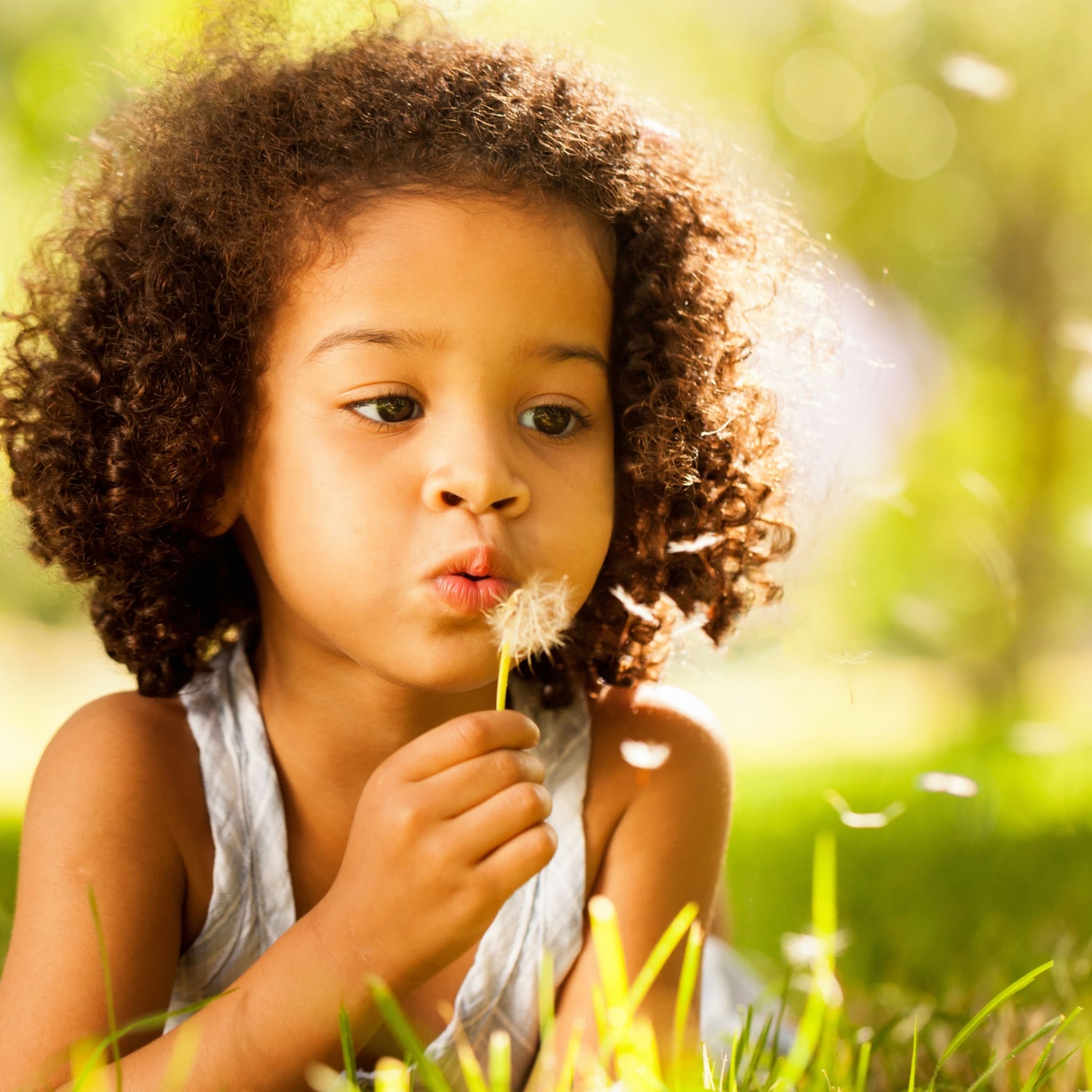 40x-babynamen-voor-jongens-en-meisjes-geinspireerd-op-de-zon