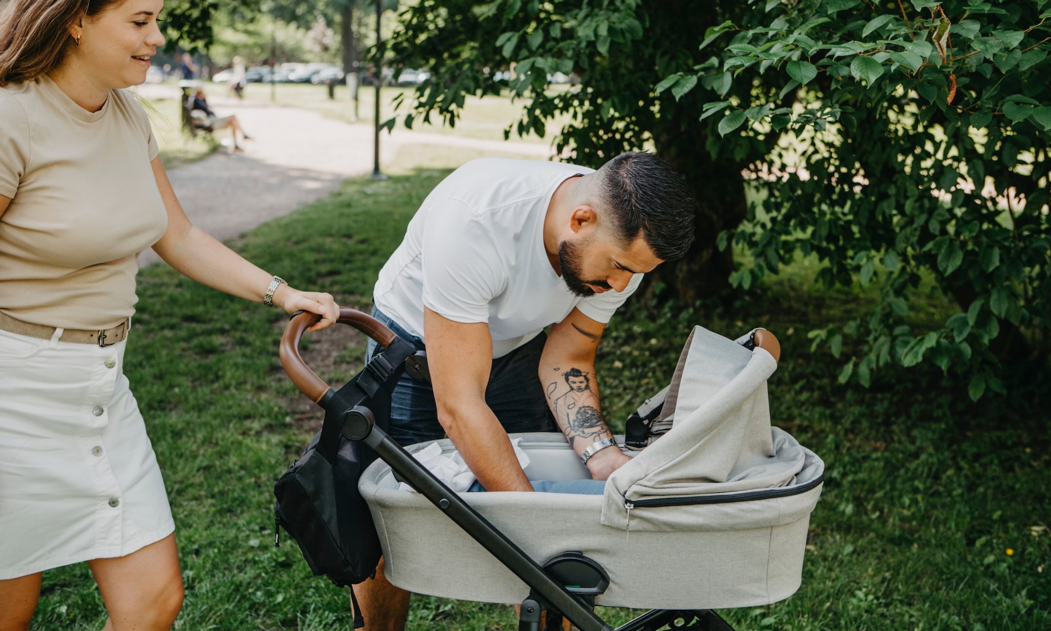 (aanstaande) ouders kopen kinderwagen, hier letten ze op Getty Images