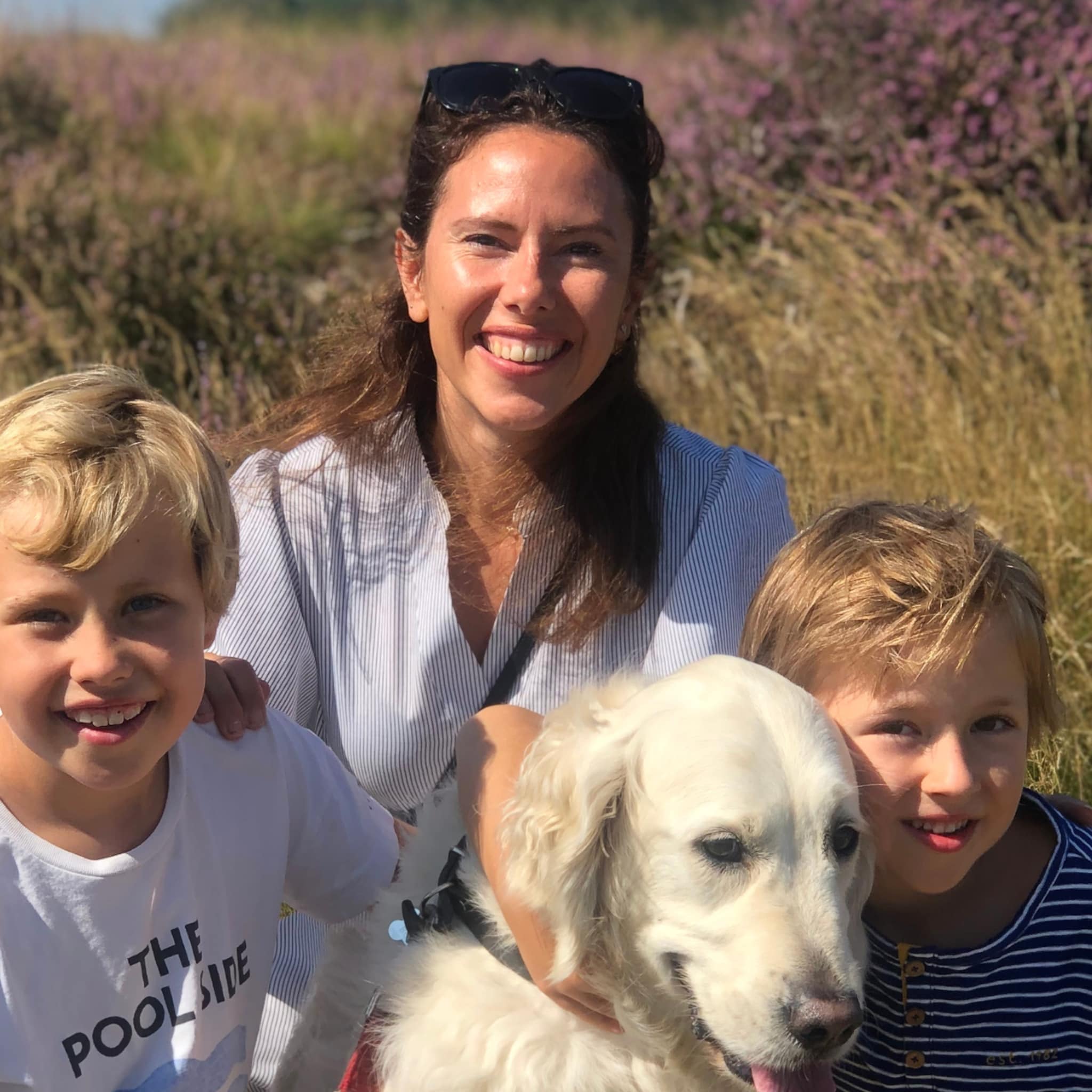 ouder met een missie sabine vindt weggooien zonde en zorgt dat kinderspullen een tweede leven krijgen