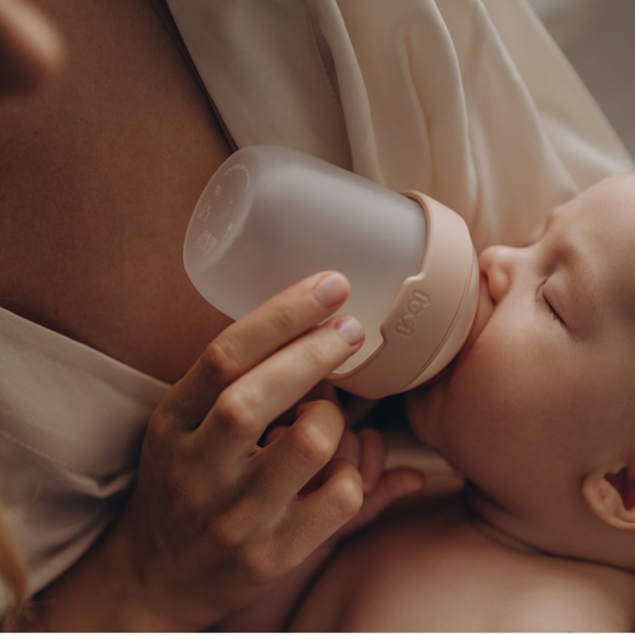 van borst naar fles zo introduceer je de fles bij je baby