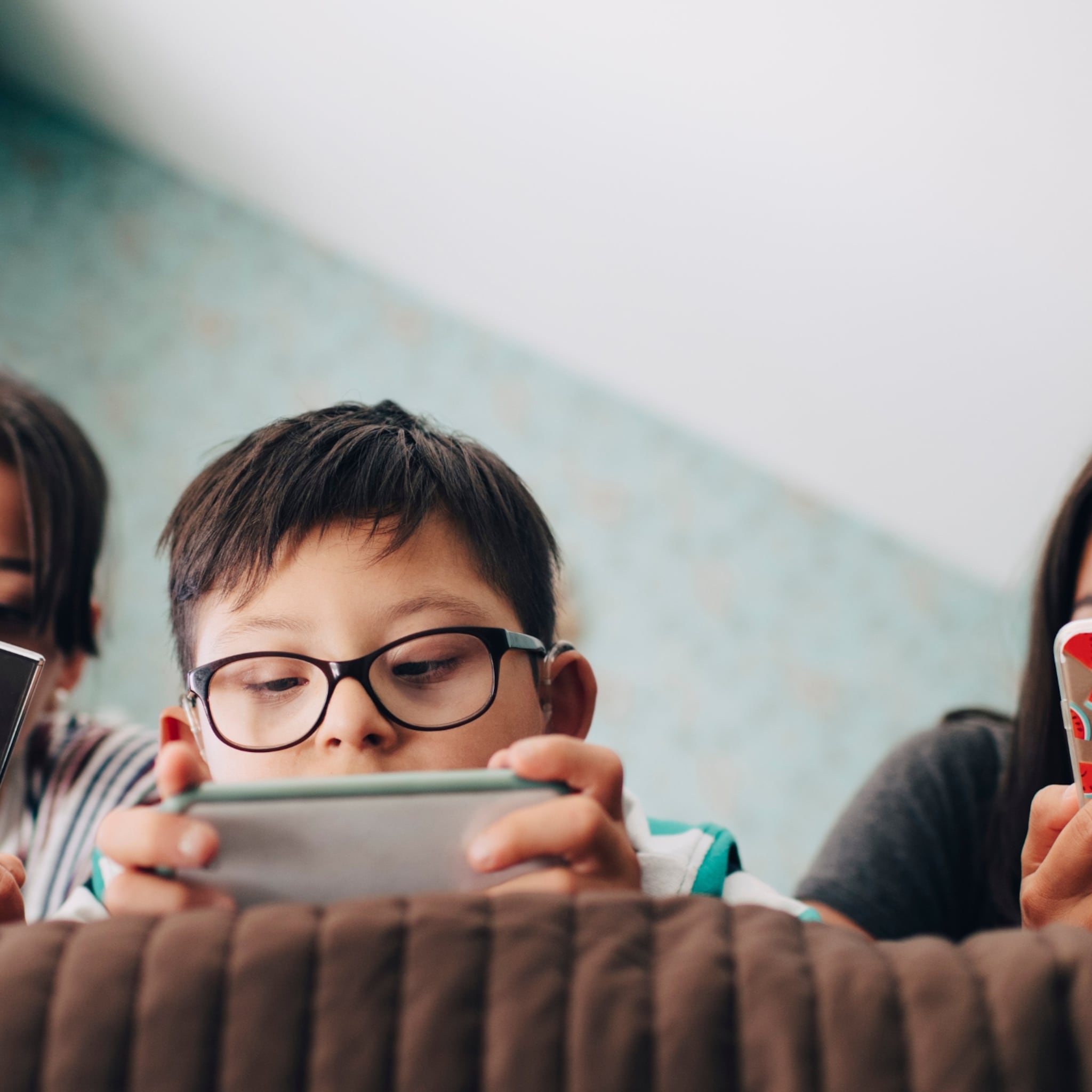danielle wil af van smartphones voor piepjonge kinderen en lanceert daarvoor een slimme oplossing