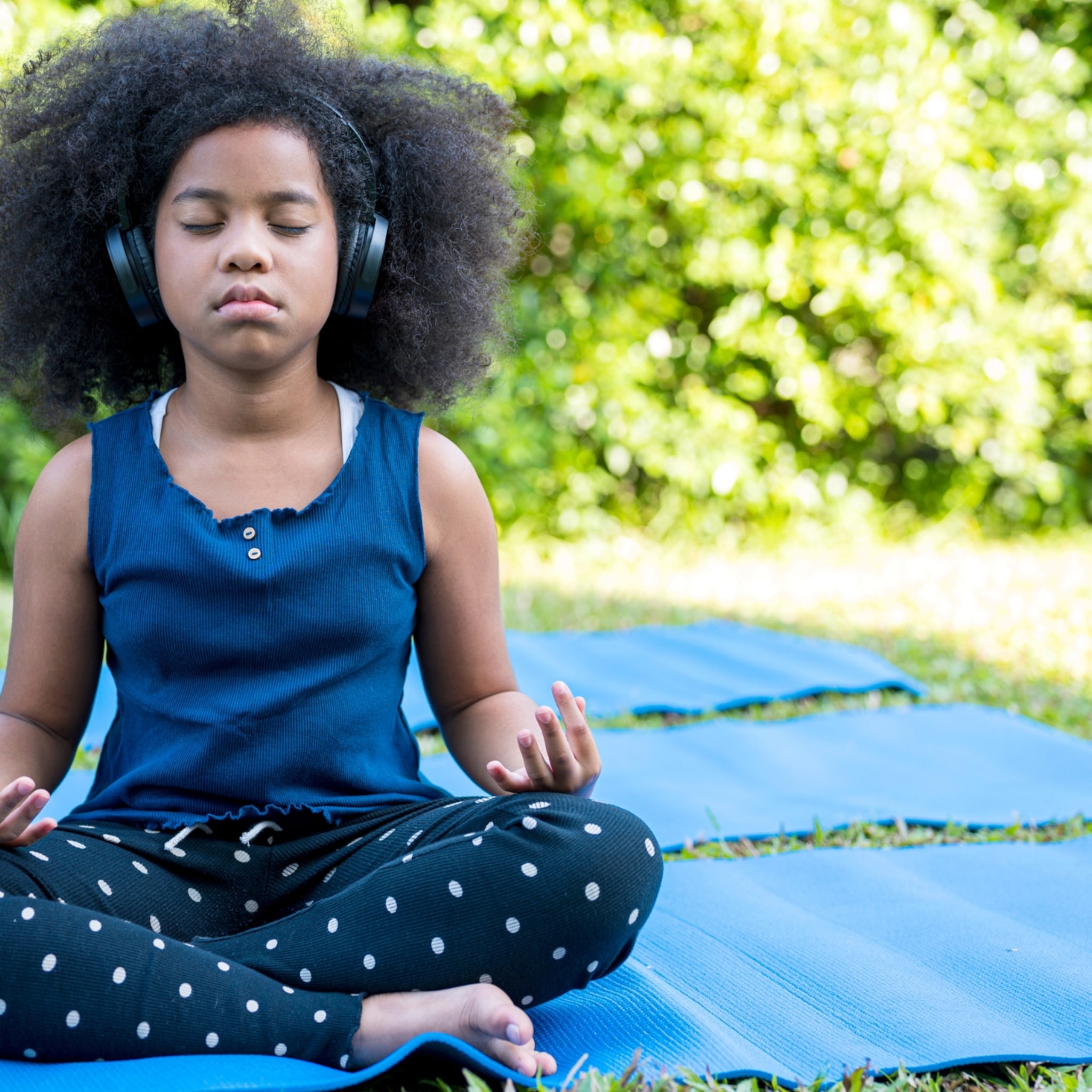 pak je knuffel er maar bij dit zijn de fijnste slaapmeditaties voor kinderen