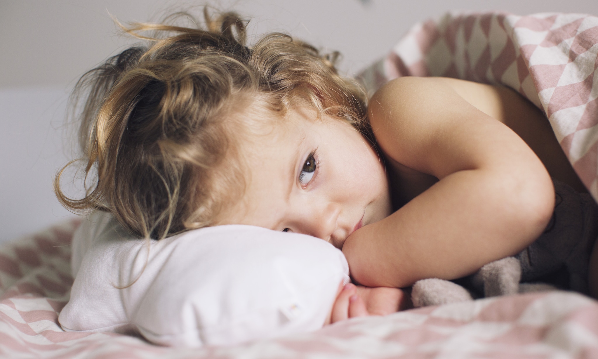 Wat te doen tegen misselijkheid en overgeven bij je kind? Getty Images