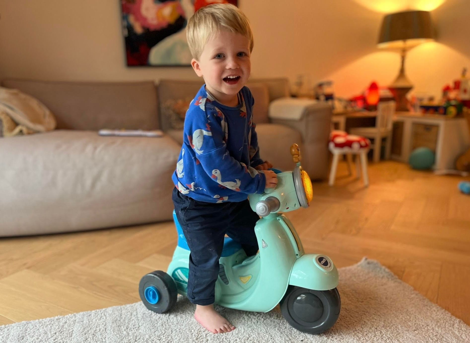cadeau tipalert deze 2 in 1 loopscooter scoort een 8 bij het kinderpanel