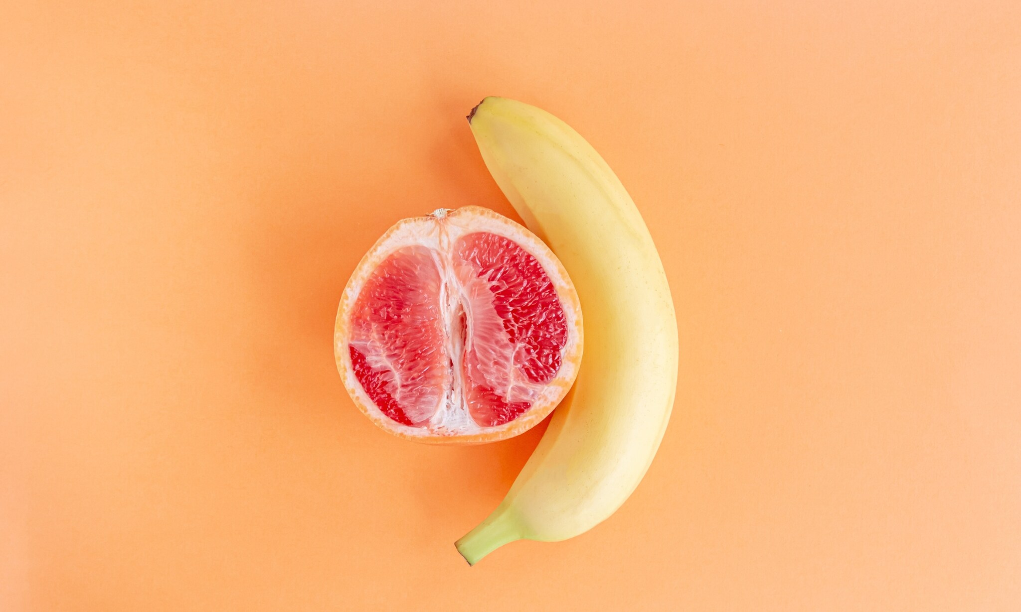 Banaan en grapefruit bij rubriek Seksdagboek. Getty Images