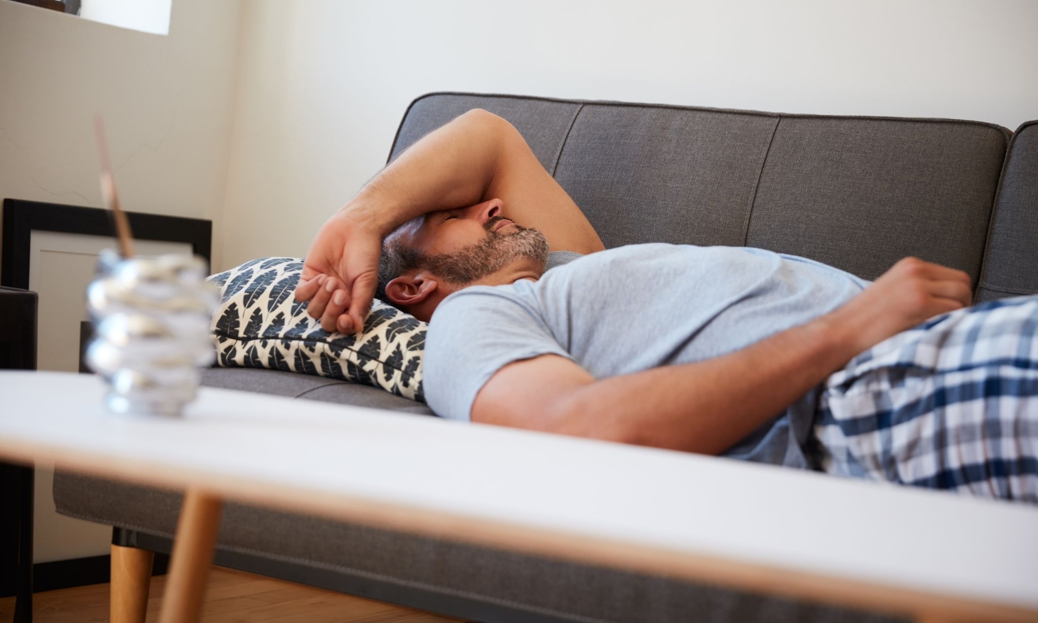 mannen met zwangerschapssymptomen Getty Images