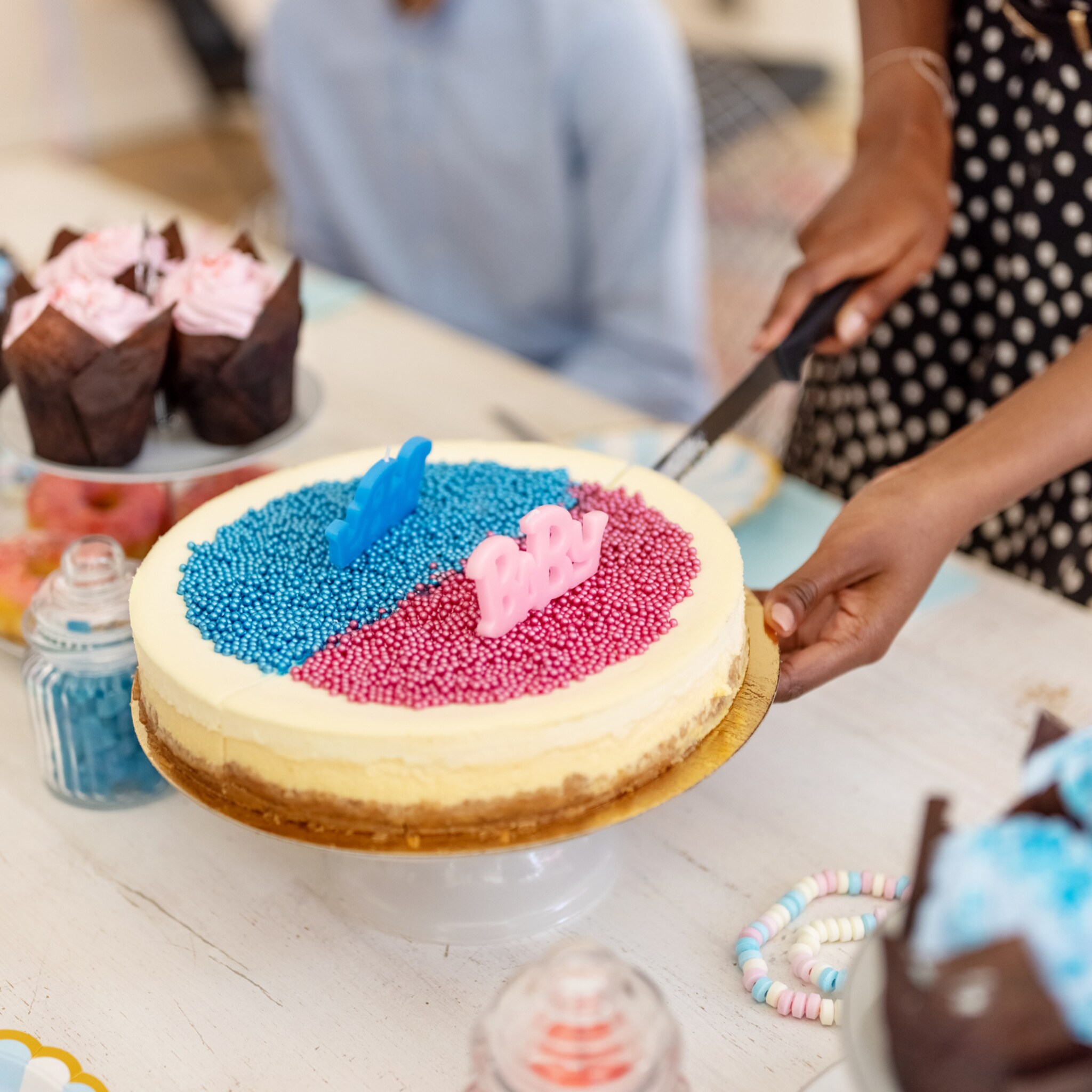 gender reveal het geslacht van je baby bekendmaken