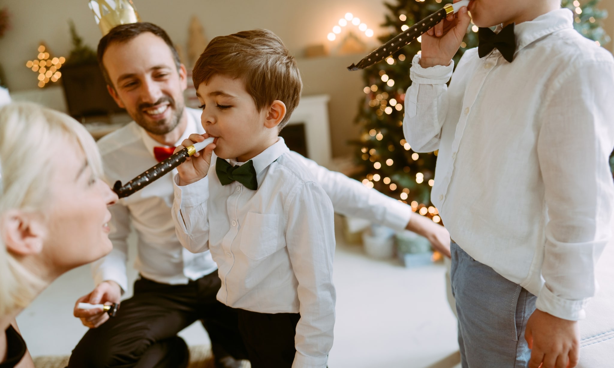 ouders vieren oud en nieuw met kinderen en maken nieuwe tradities Getty Images