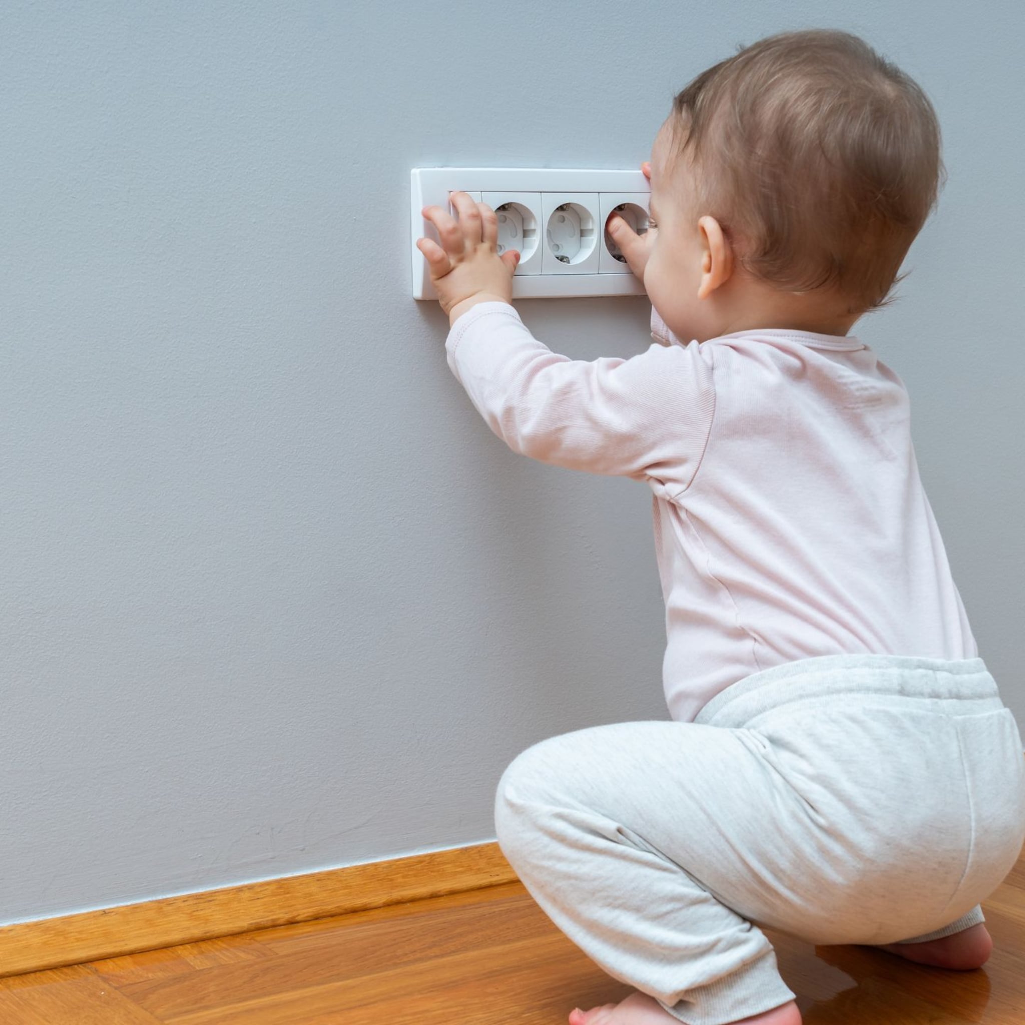 baby en veiligheid het eerste jaar