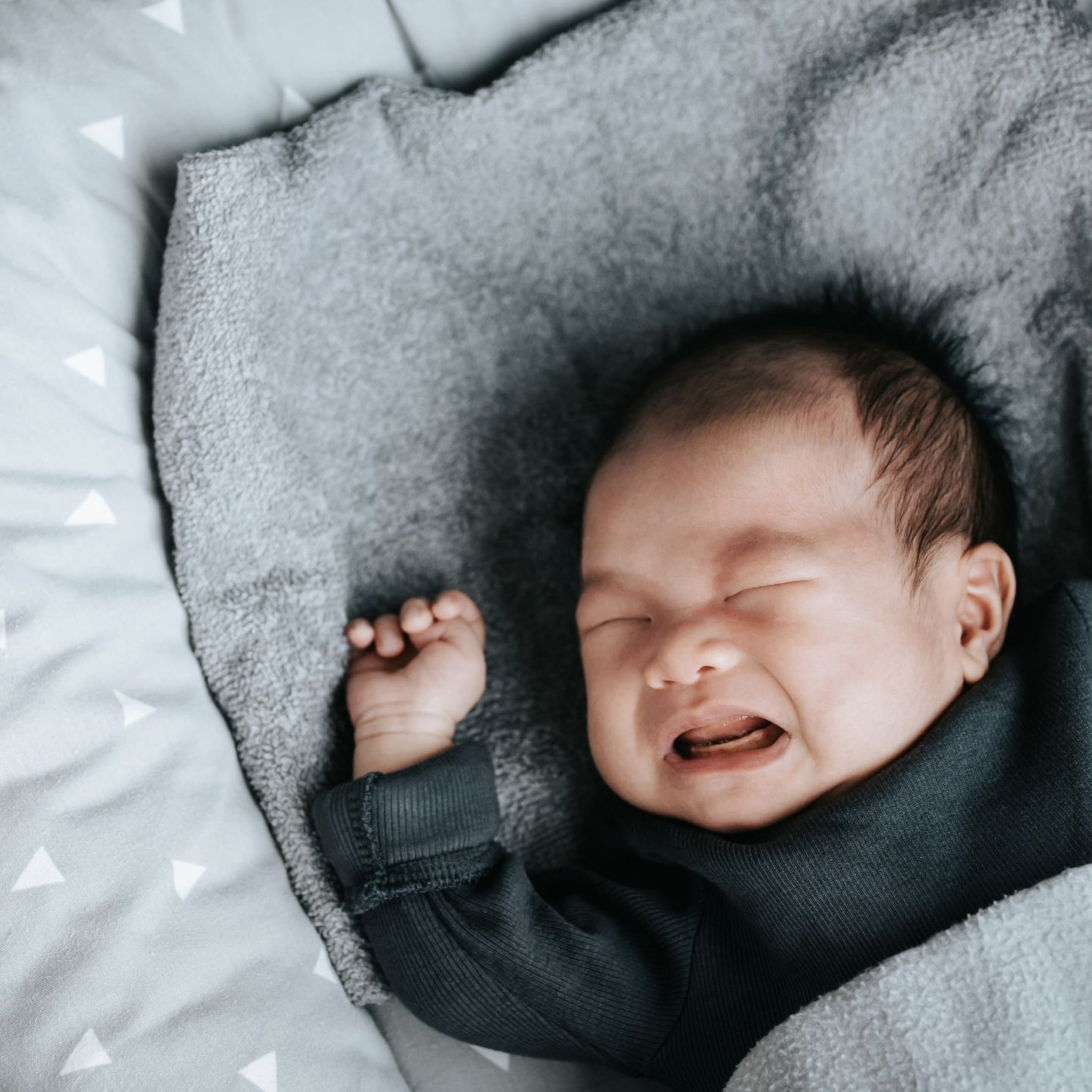 baby huilt in slaap