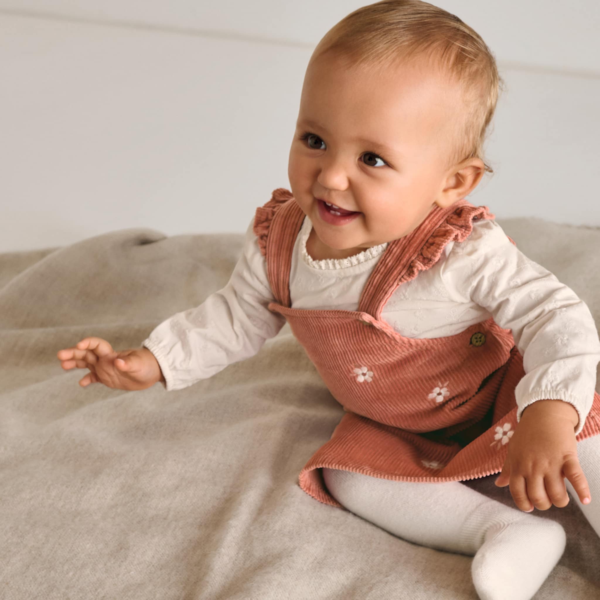 laat de winter maar komen zo kleed je je baby bij frisse temperaturen