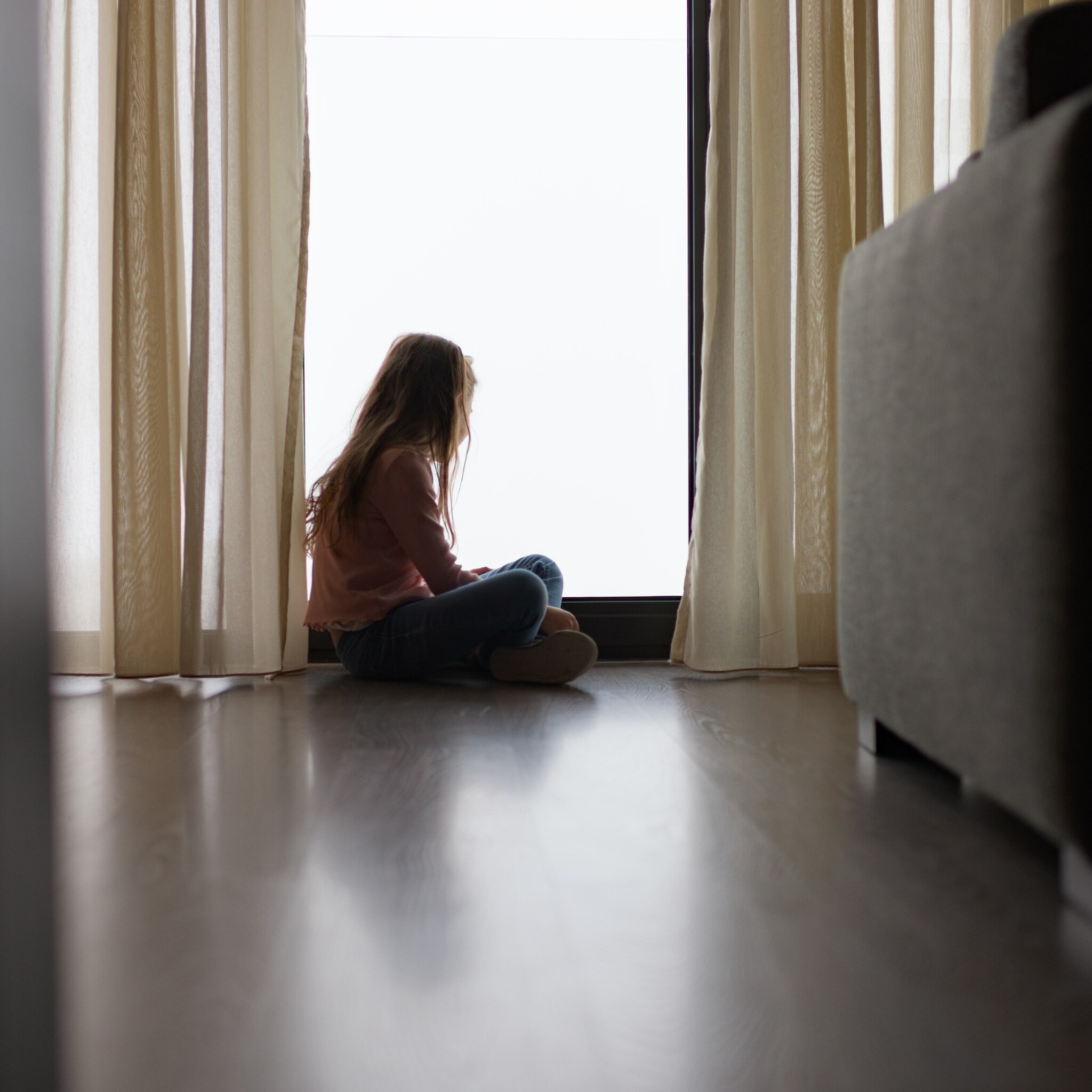 isa 12 gaat al vier jaar niet naar school ik wil wel maar ik kan het niet
