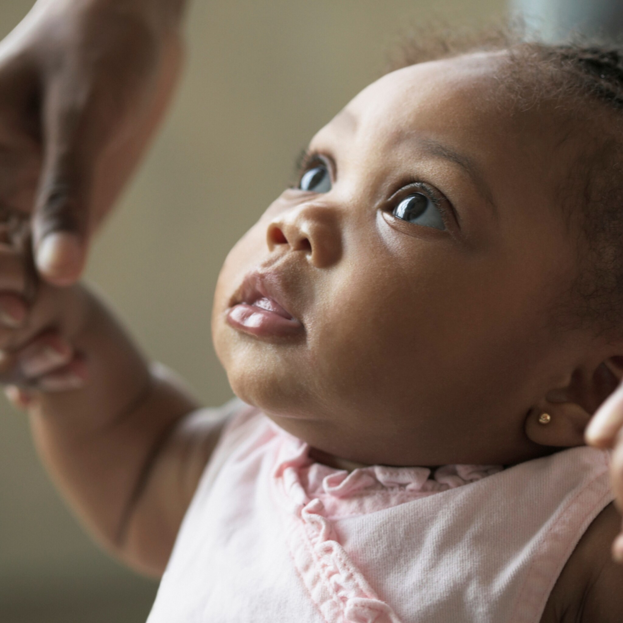 oorbellen baby laten schieten vanaf wanneer