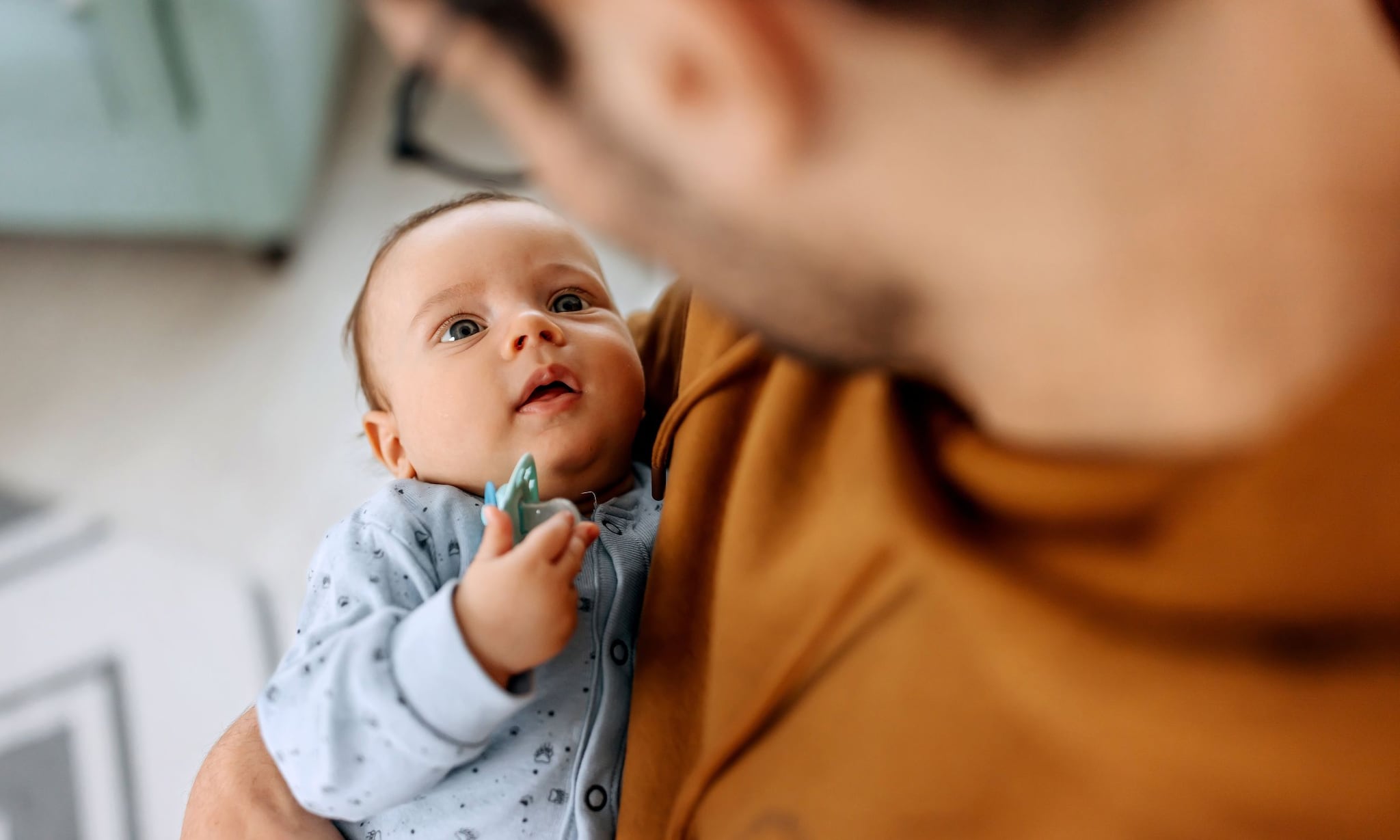 Wanneer reageert baby op eigen naam? Getty Images