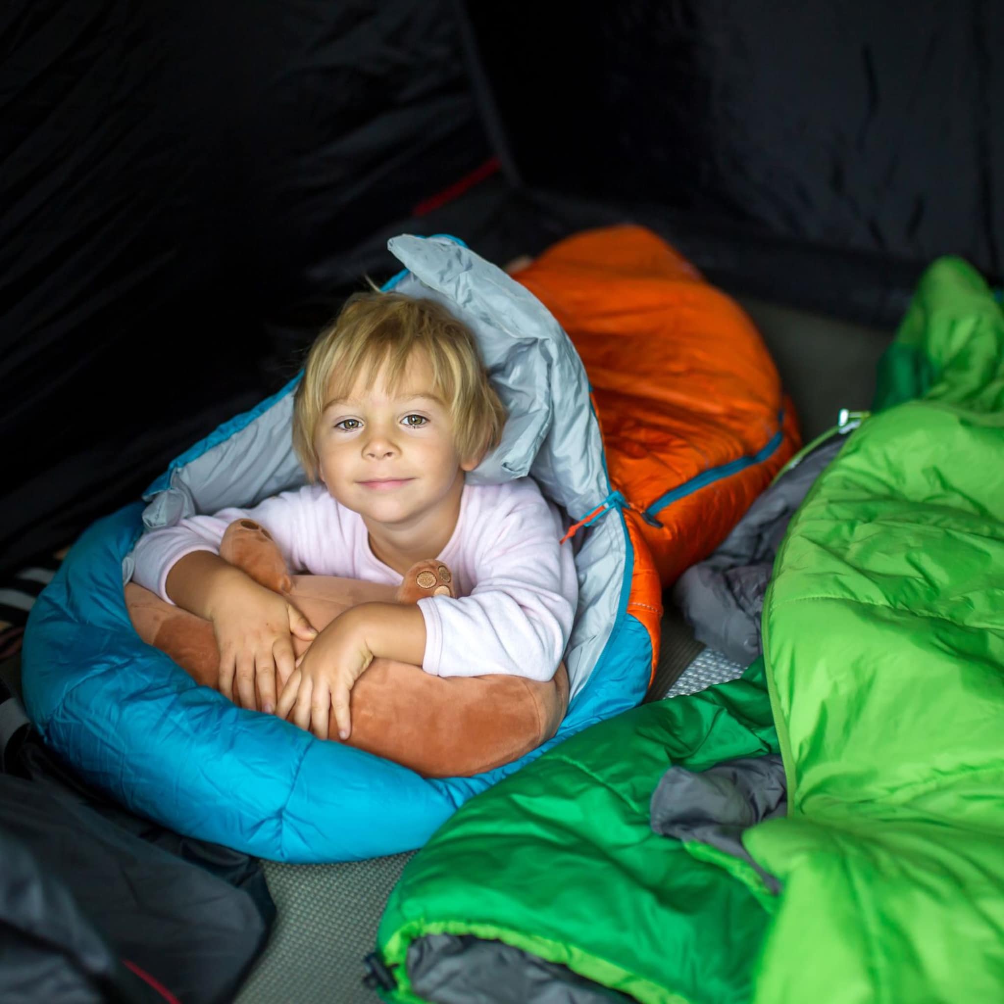 slapen op vakantie handige tips en tricks die helpen