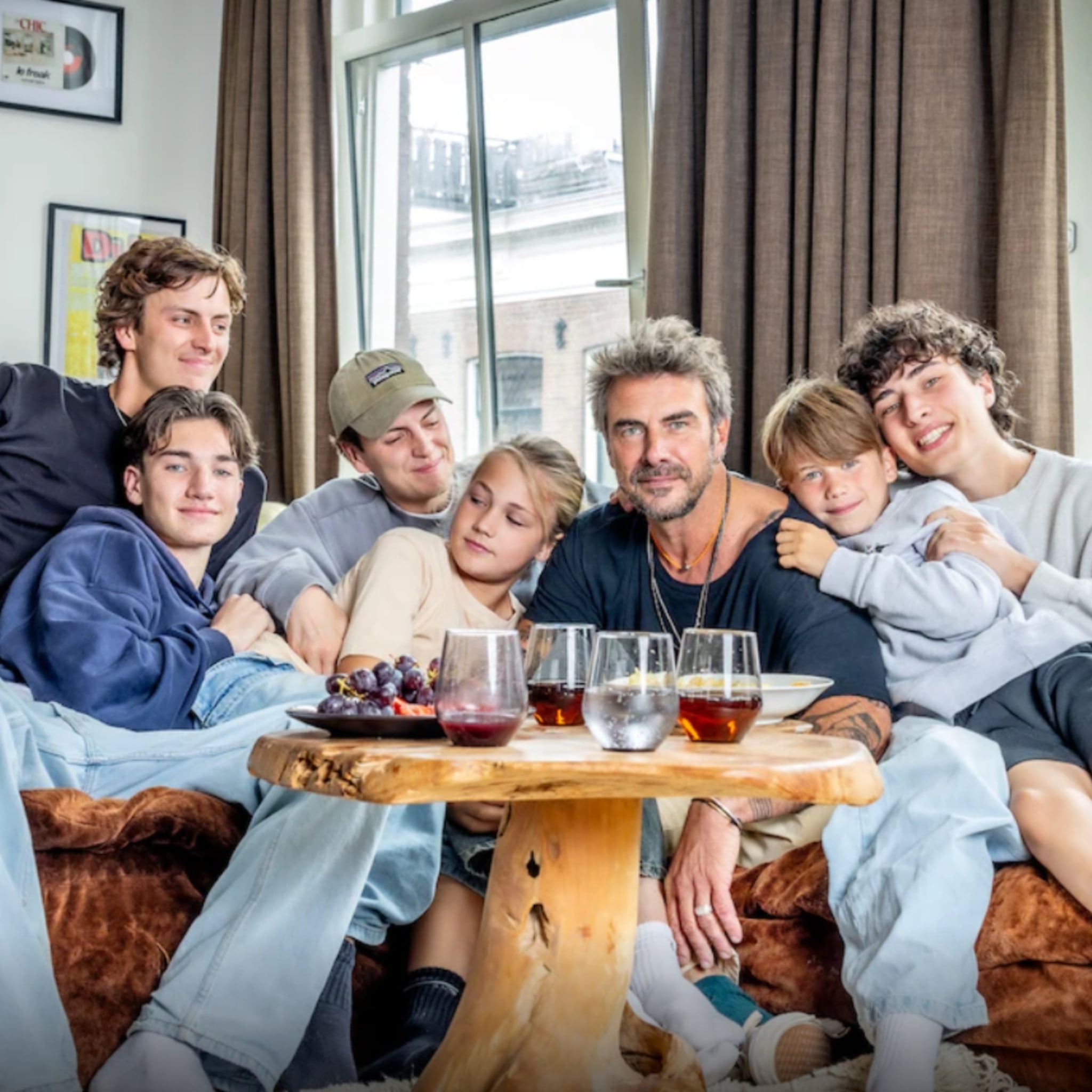 een vader zes zonen bij drie moeders
