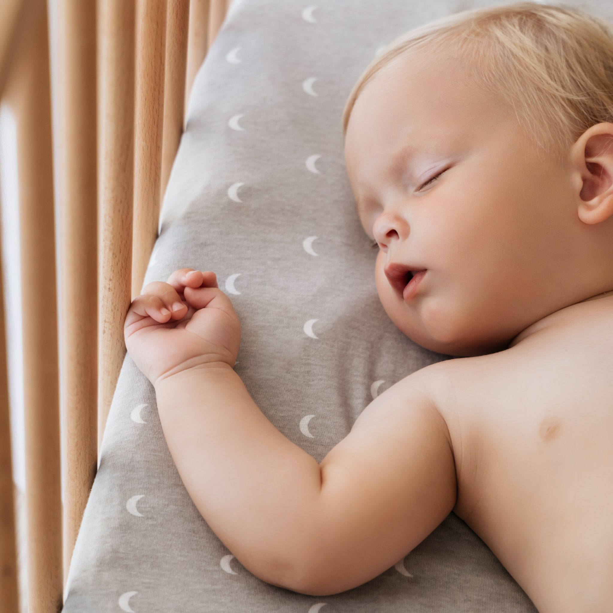 kinder en babykamer verkoelen handige tips om de temperatuur te laten dalen