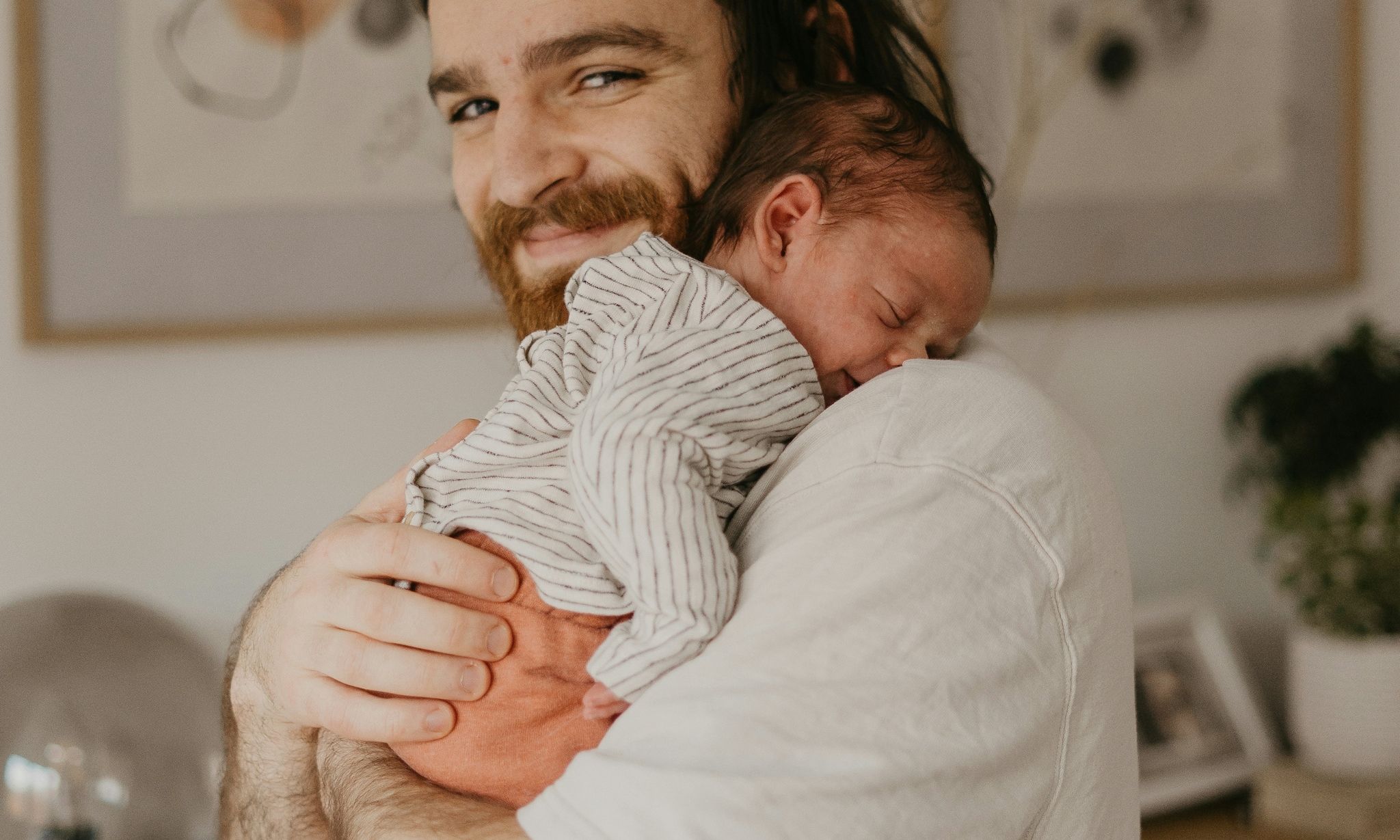 Eerste wandeling met je baby Zo doe je dat ontspannen Getty Images