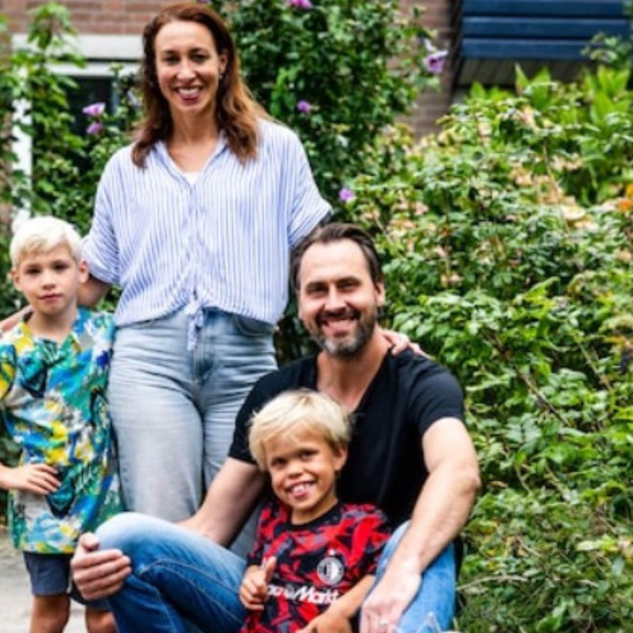 ouders van max knokken voor zoon met dwerggroei want 15 centimeter extra is voor hem gigantisch