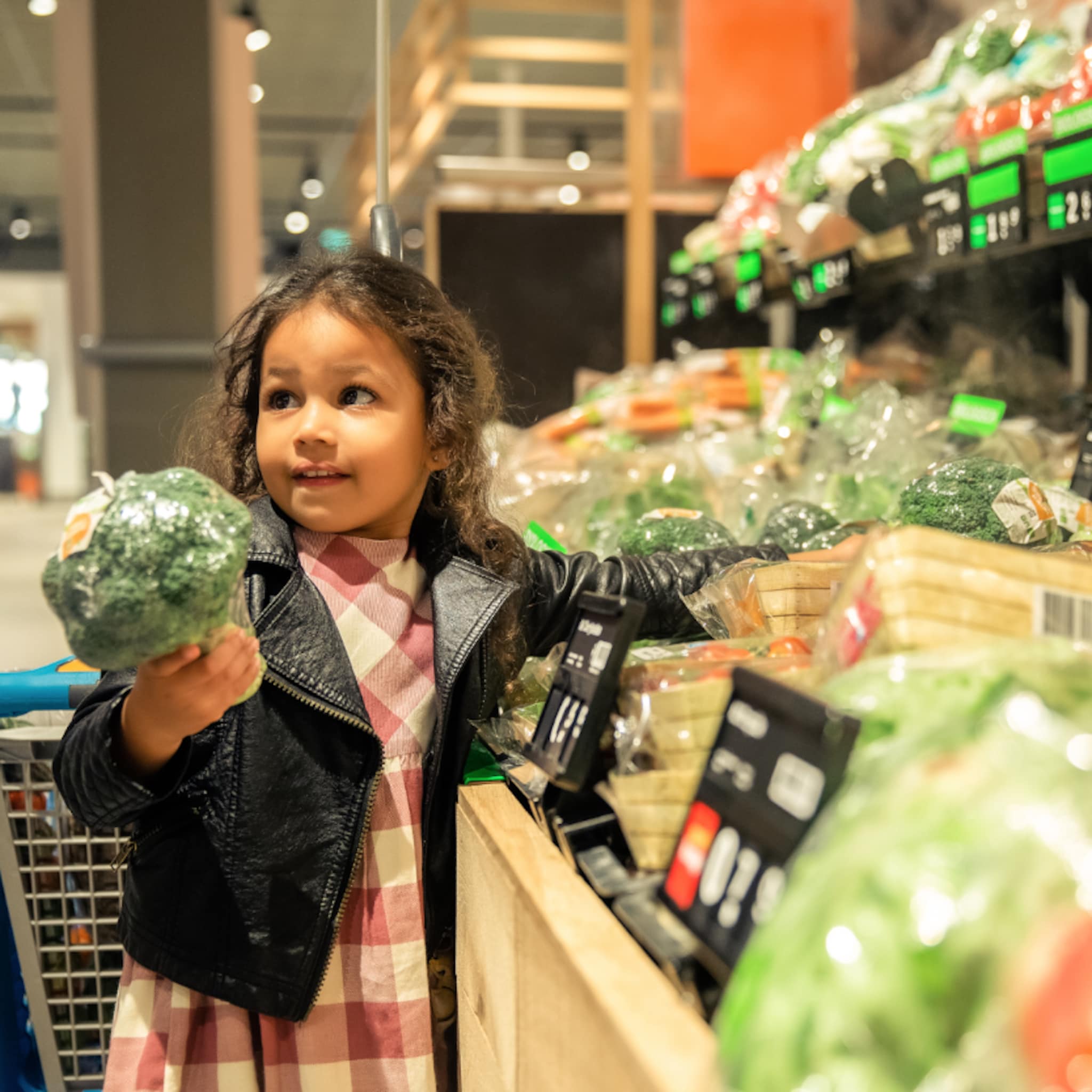 boodschappen doen met je kind gezonde tips in een supermarkt vol verleidingen