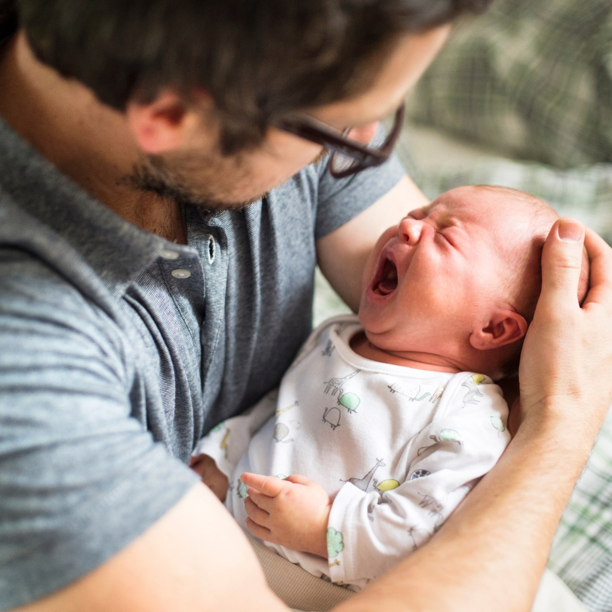 39 dingen die je denkt als je baby zijn dagelijkse huiluurtje heeft