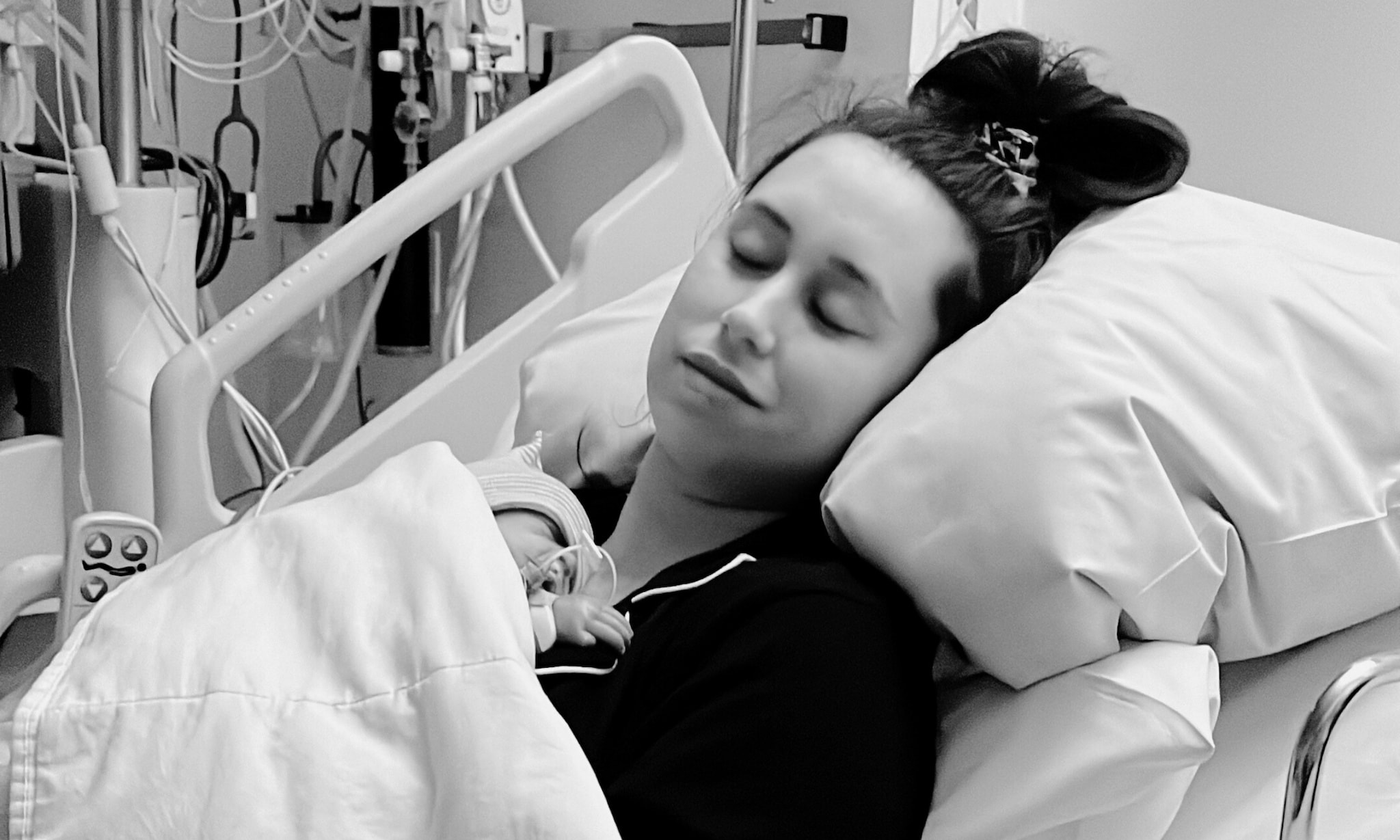 Manons bevallingsverhaal: ‘Ik kreeg zwangerschapsvergiftiging en een postnatale depressie’ Privé