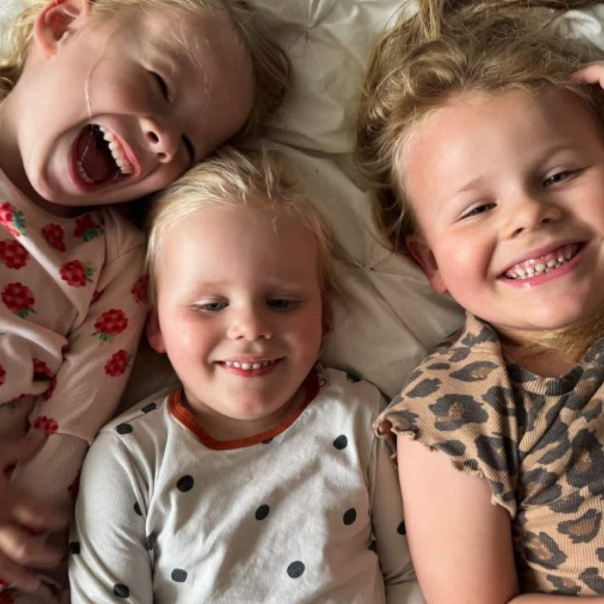 twee van de drie zusjes onbekend syndroom