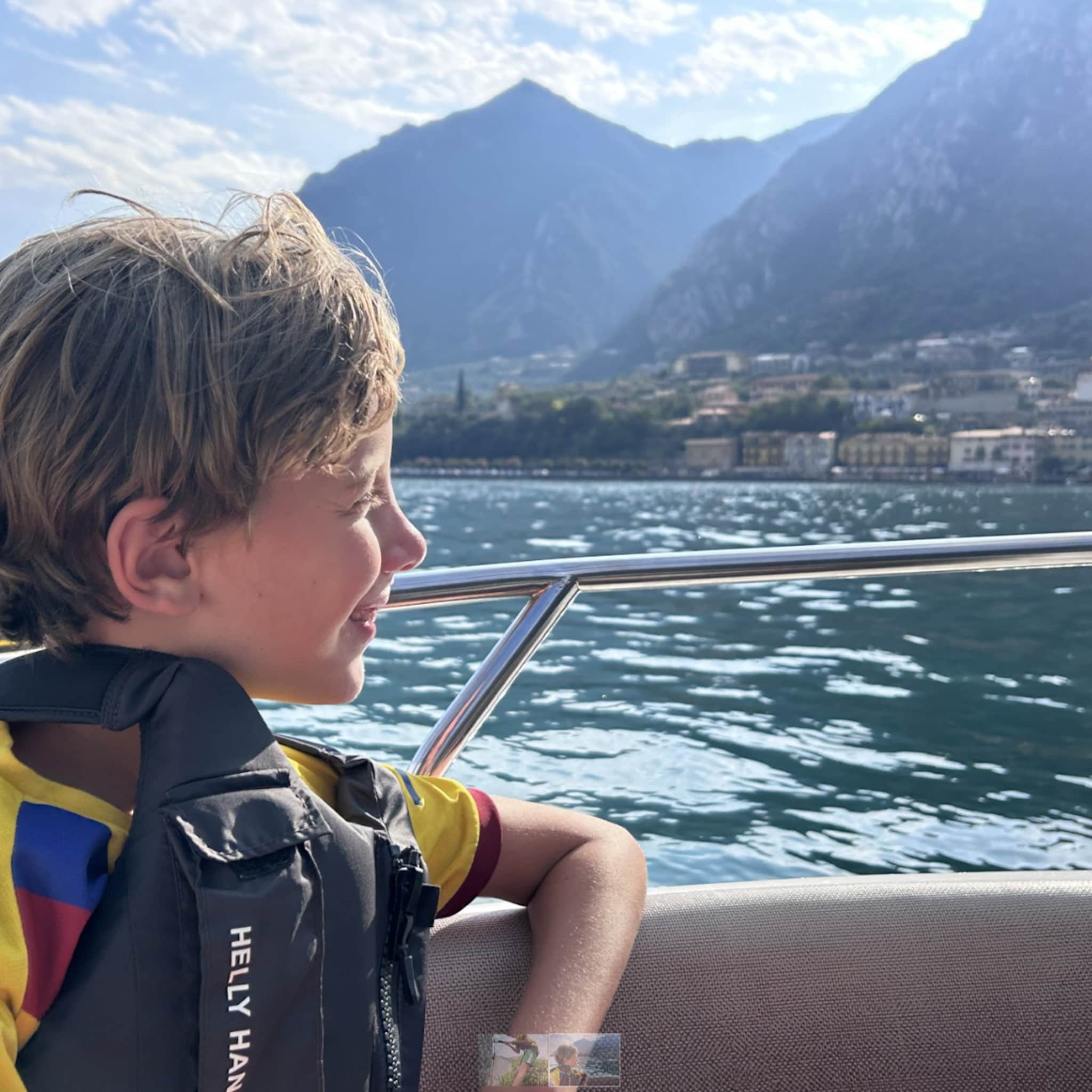 autovakantie aan het gardameer oscar 11 is fan ik mocht aan het stuur op de speedboot