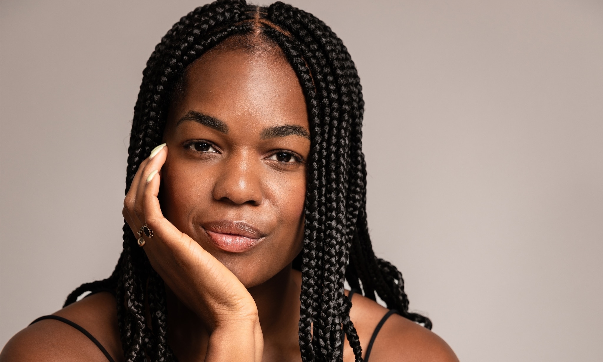 Mandy Woelkens: ‘Had ik maar meer verhalen over solo-ouderschap gekend toen ik er alleen voor kwam te staan’ Foto: Roeltje van de Sande Bakhuyzen