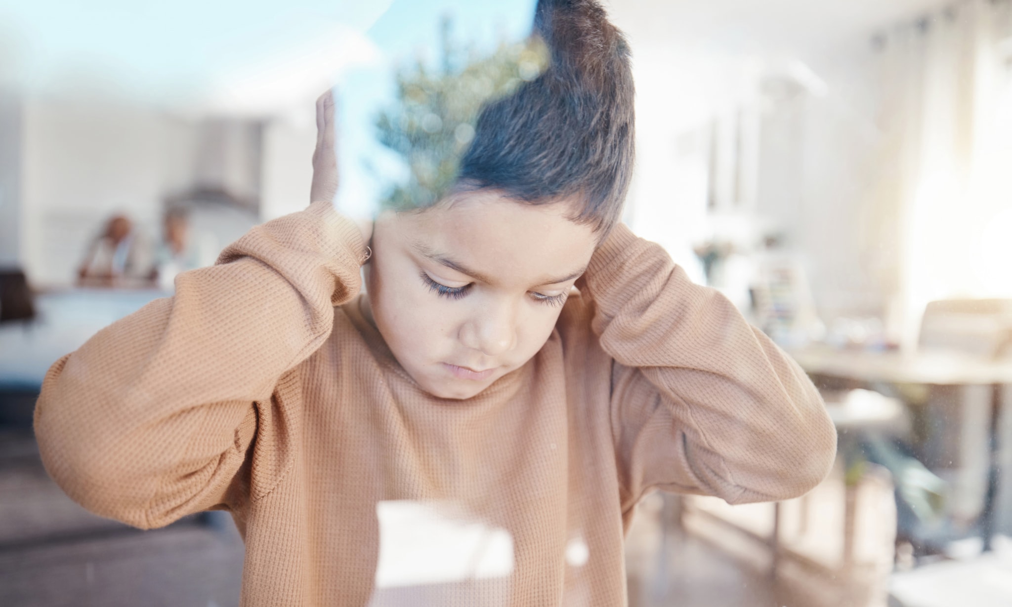 Rouw bij kinderen zo help je je kind omgaan met verdriet Getty Images