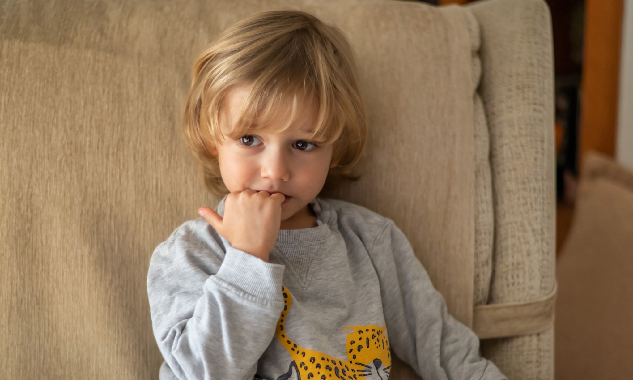 Nagelbijten bij kinderen: wat kun je doen?