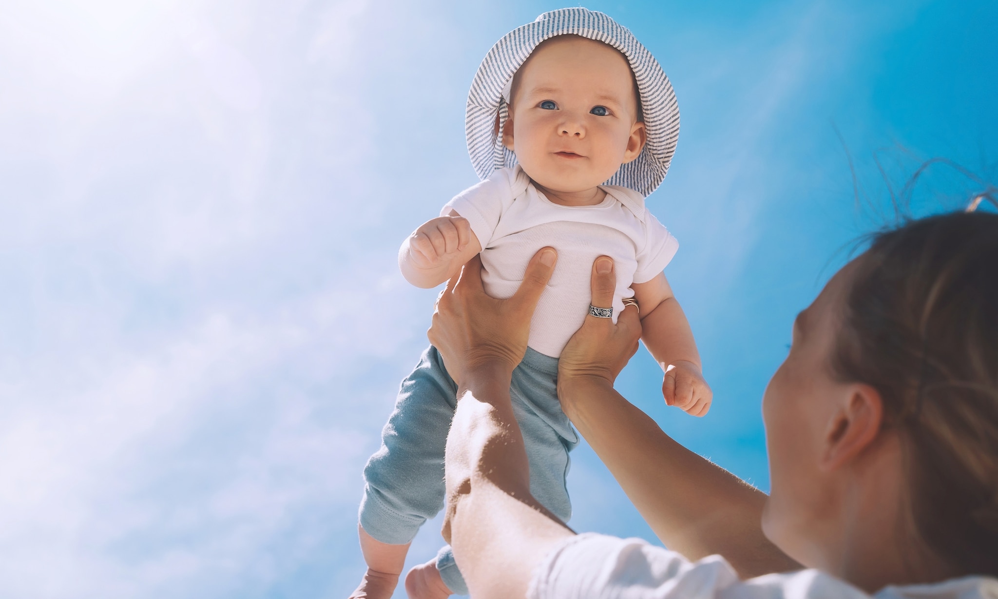 Of je nou een zomerbaby, herfstbaby, winterbaby of lentebaby krijgt: de seizoenen bieden volop inspiratie voor een passende babynaam.