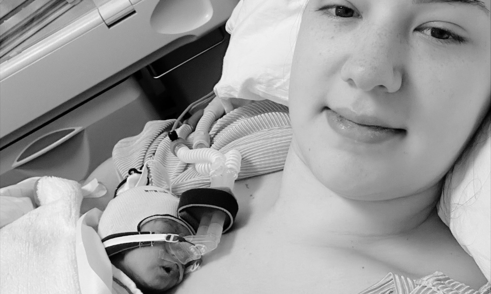 Sabrina kreeg tijdens de zwangerschap van dochter Mila het HELLP-syndroom.