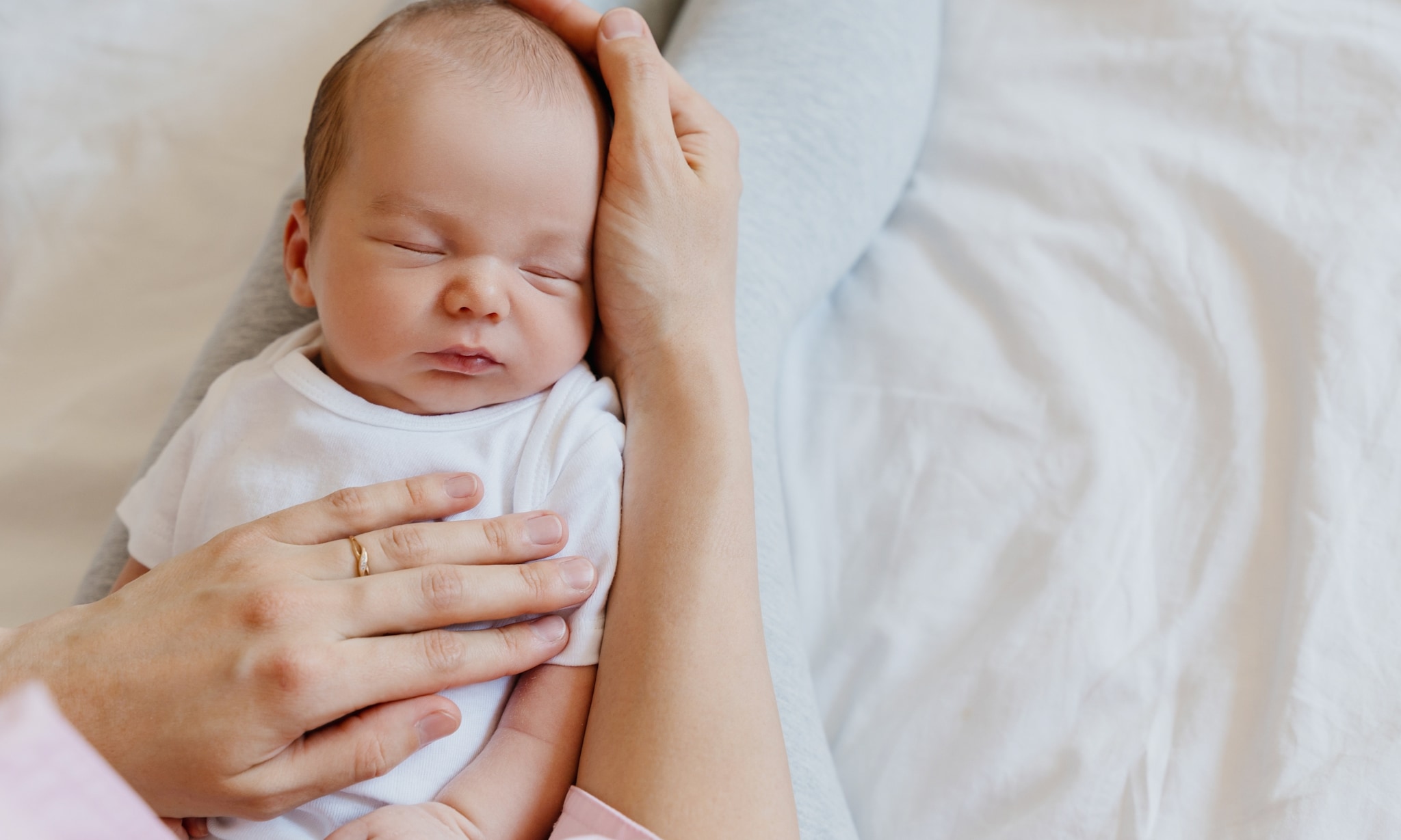 De eerste tijd met je baby is intens, op meerdere manieren, en magisch.