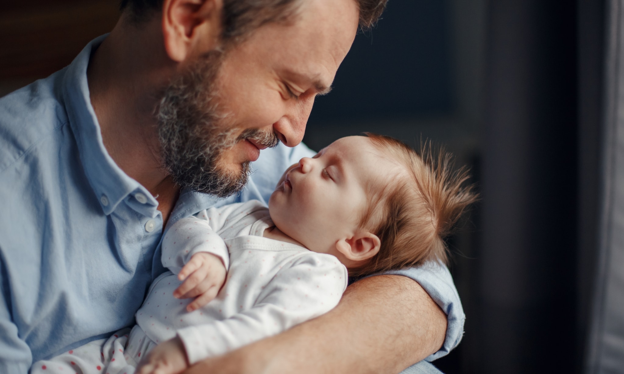Volgens onderzoekers kan het nadelige gevolgen hebben voor een kind als papa pakweg ouder is dan een jaar of 40.