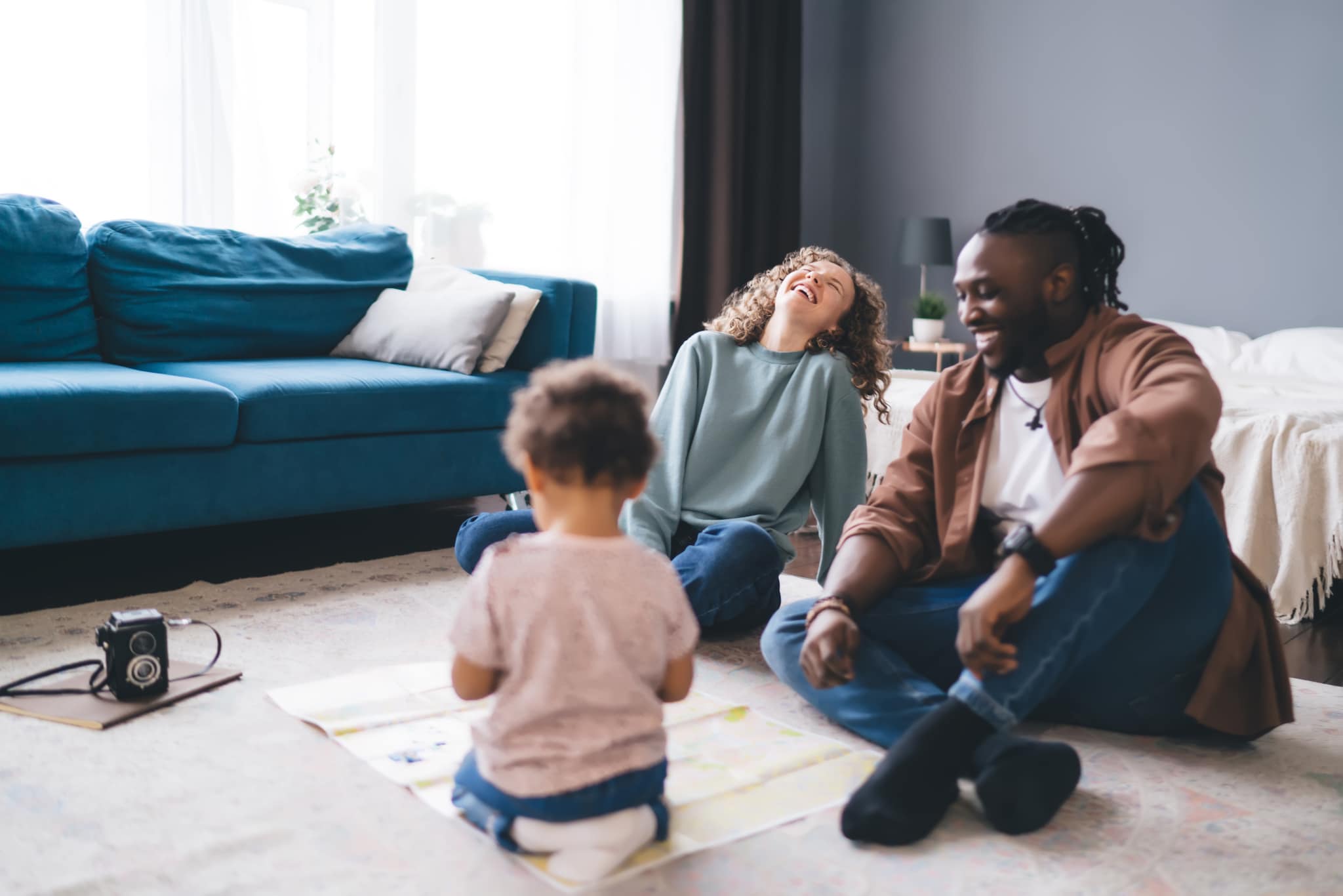 Vakantie thuis doorbrengen? 20 ideeën voor de ultieme staycation met je kinderen!