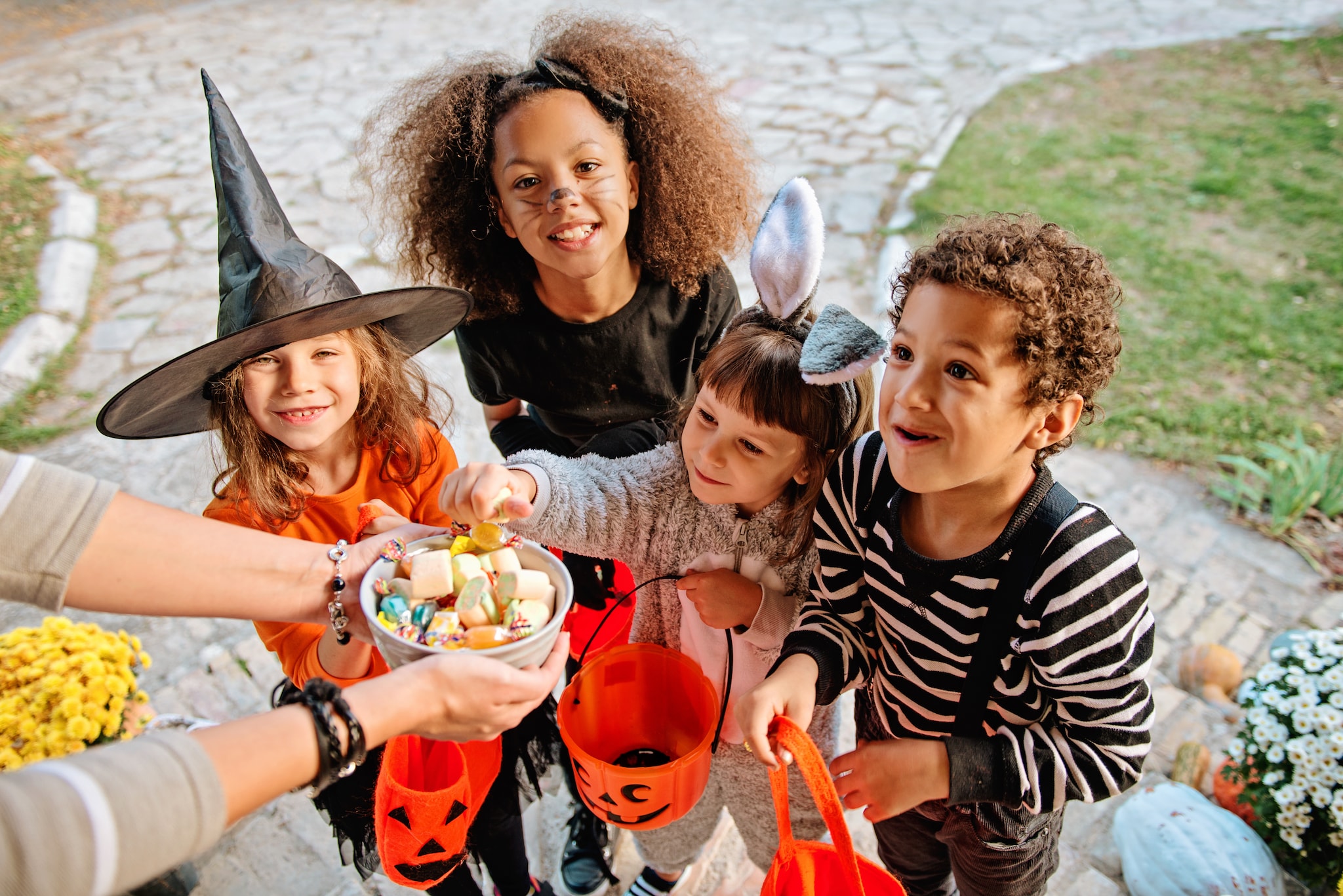 Halloween vieren met je kind: de leukste tips (en recepten)