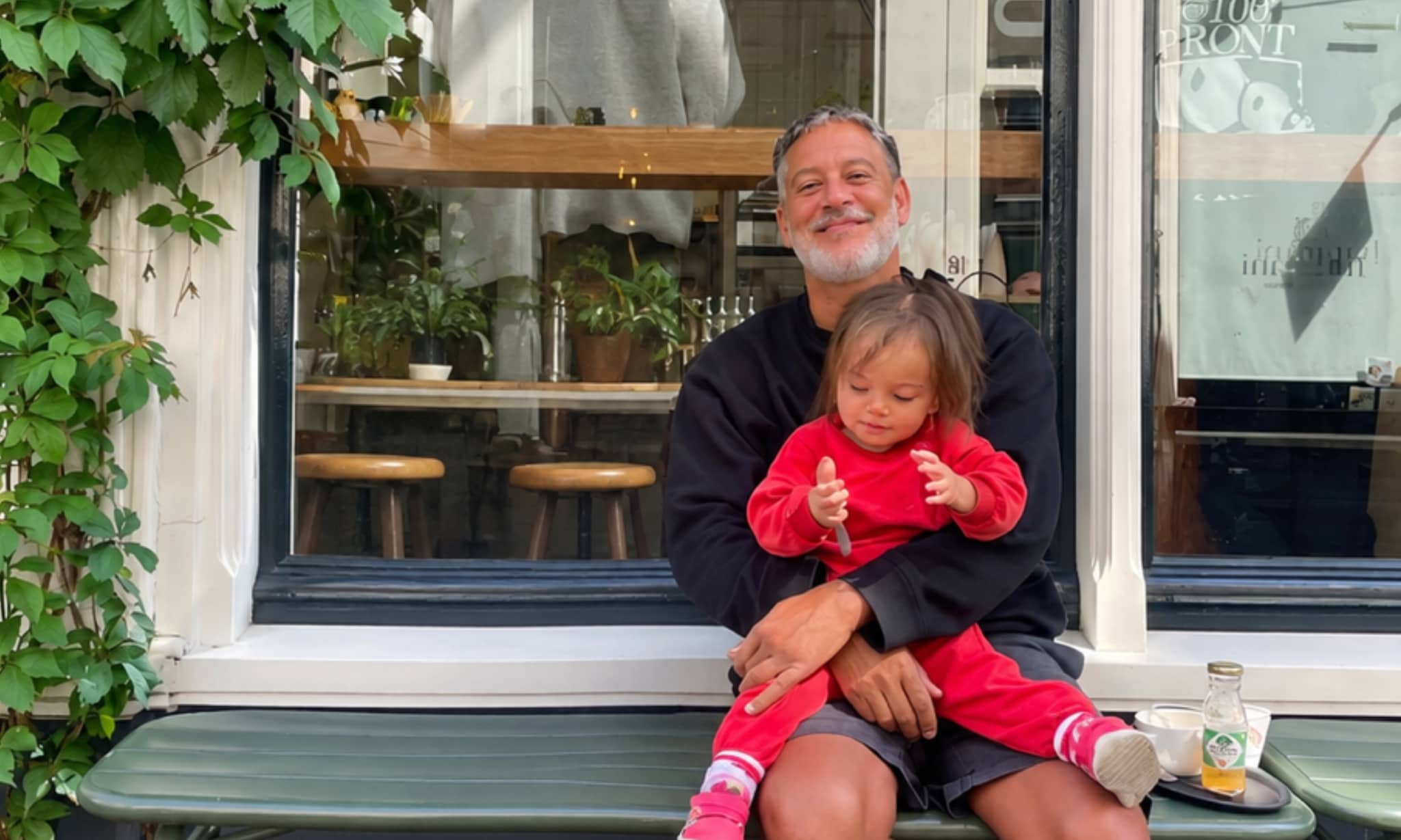 Brian (55) met zijn dochter Lola